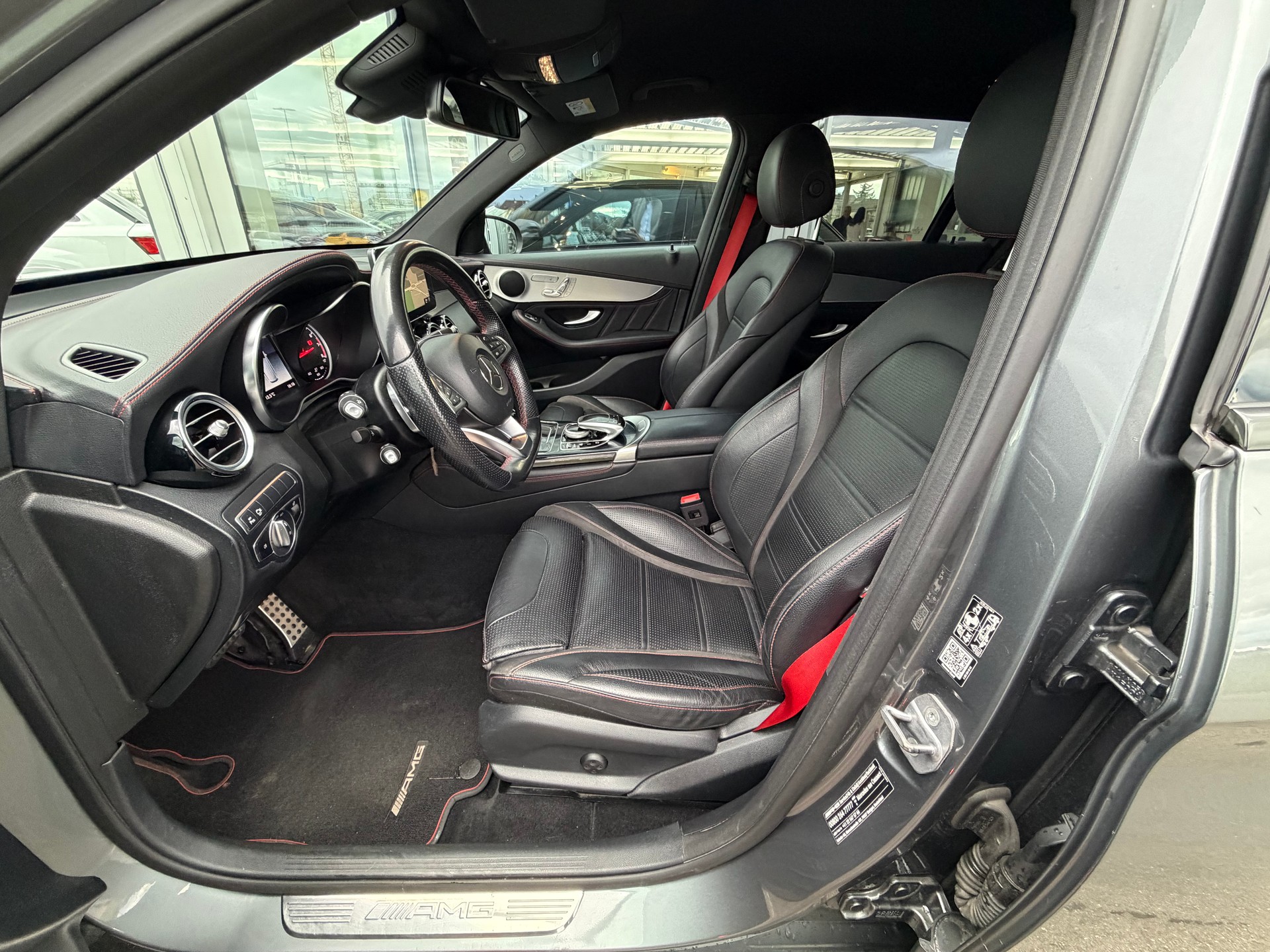 MERCEDES-BENZ GLC 43 AMG 4Matic 9G-Tronic-image-13
