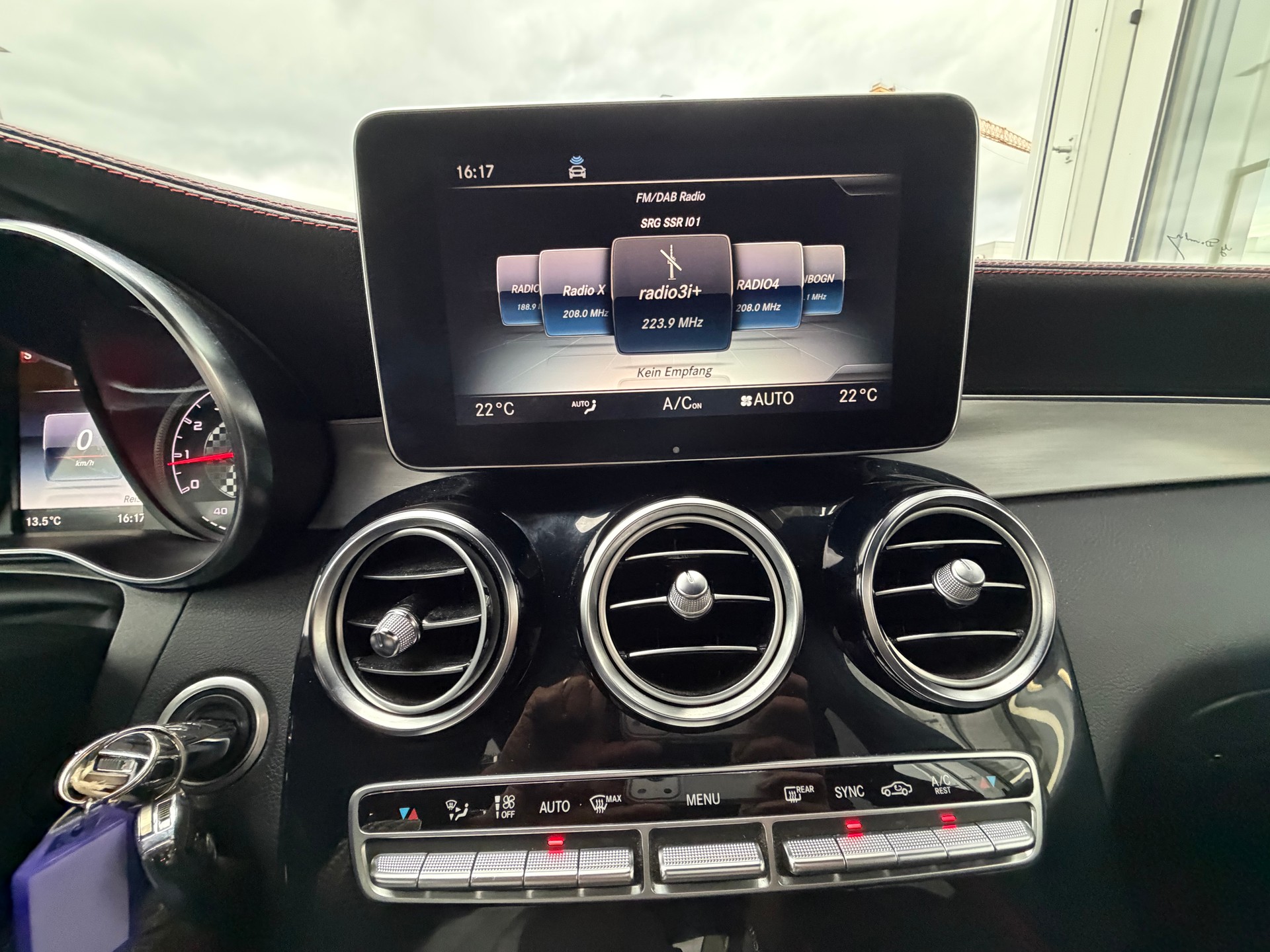 MERCEDES-BENZ GLC 43 AMG 4Matic 9G-Tronic-image-17