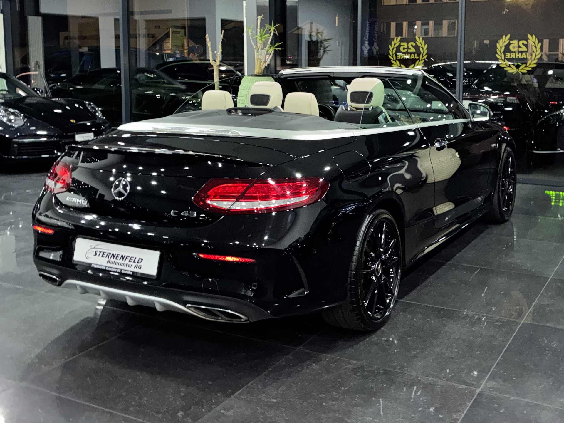 MERCEDES-BENZ C 43 Cabriolet AMG 4Matic 9G-Tronic-image-7