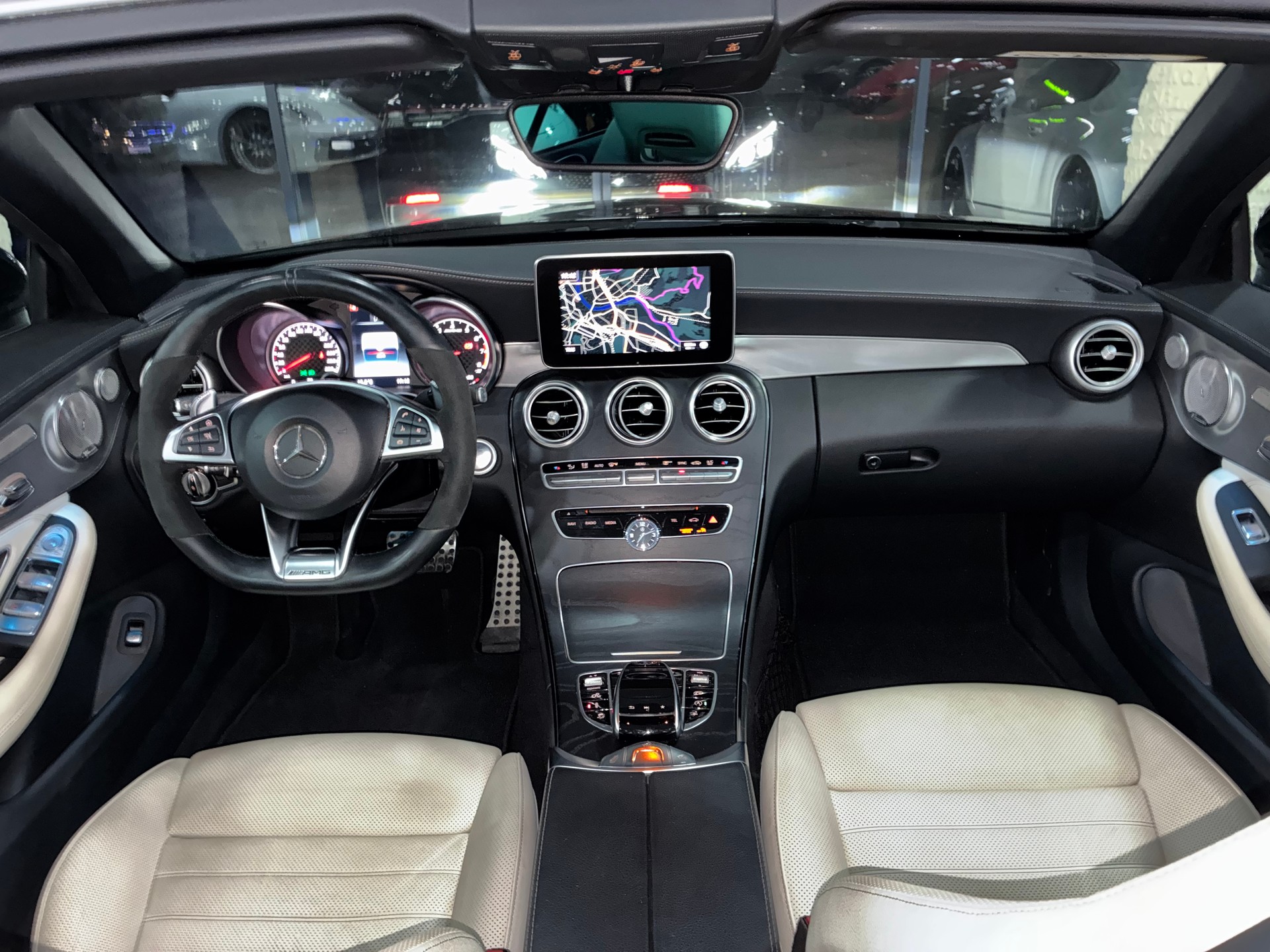 MERCEDES-BENZ C 43 Cabriolet AMG 4Matic 9G-Tronic-image-8