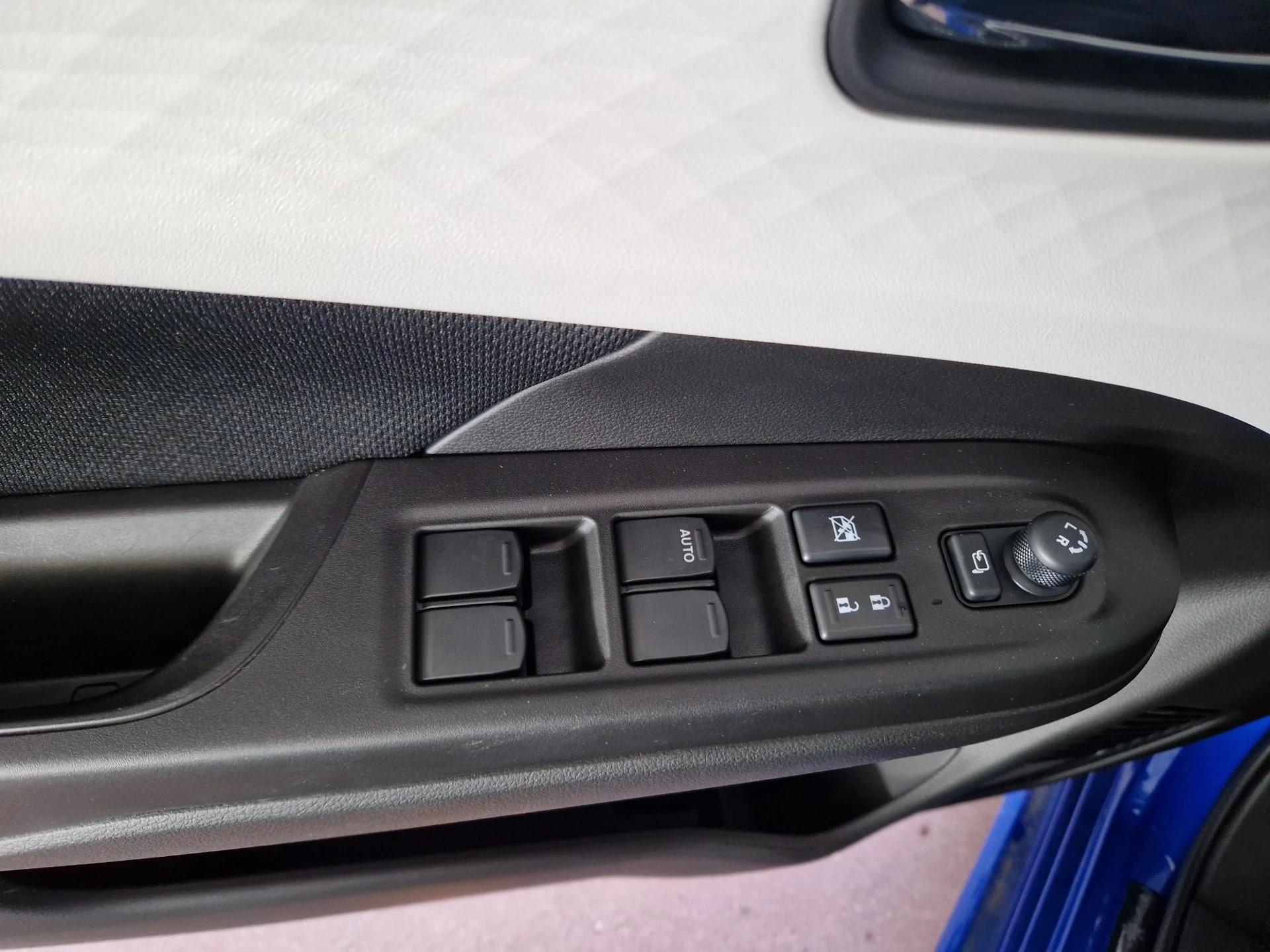 SUZUKI Swift 1.2 Tradizio Top Hybrid-image-11
