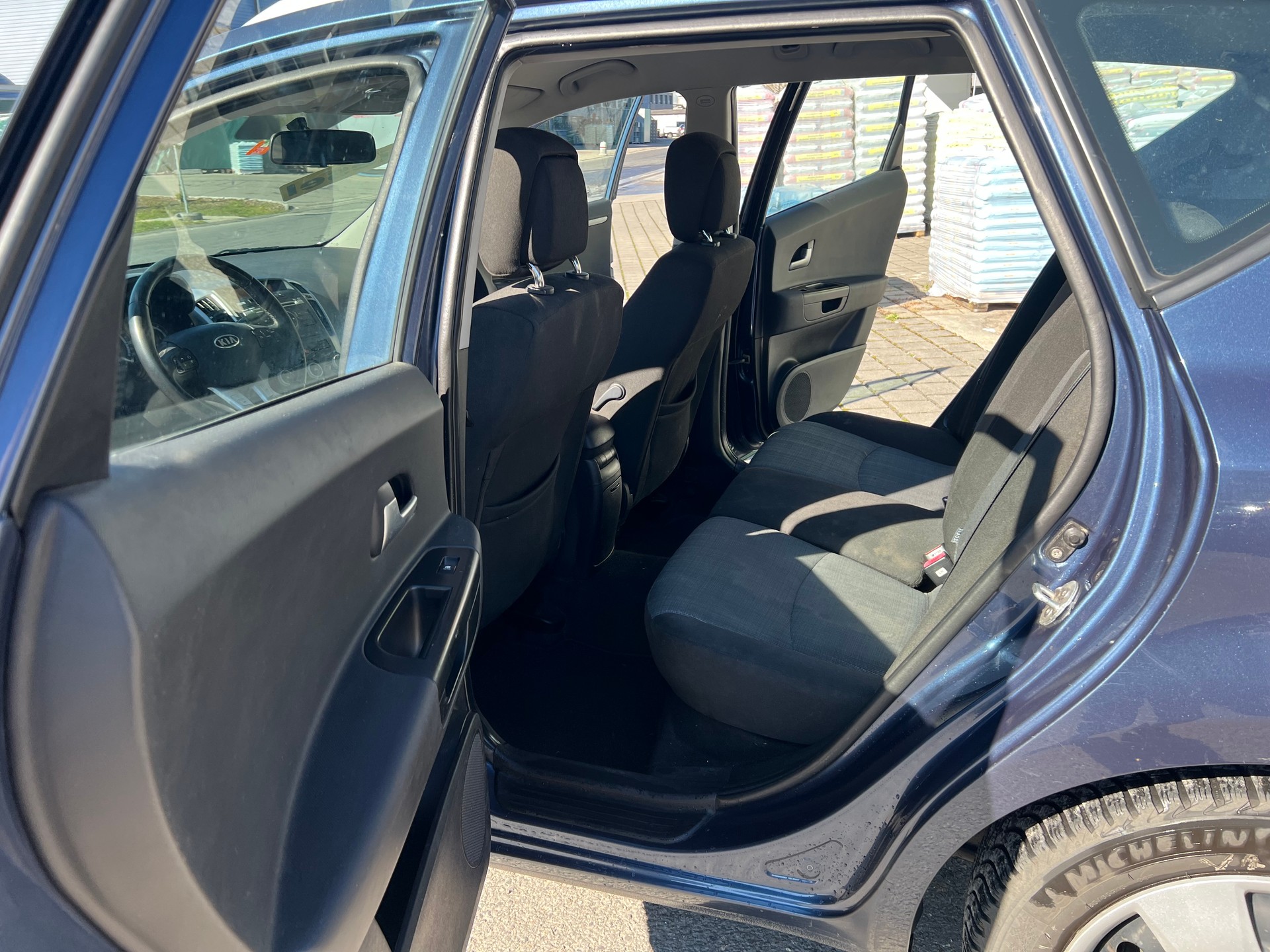 KIA Cee'd Sporty Wagon 1.6 CRDi Classic-image-9