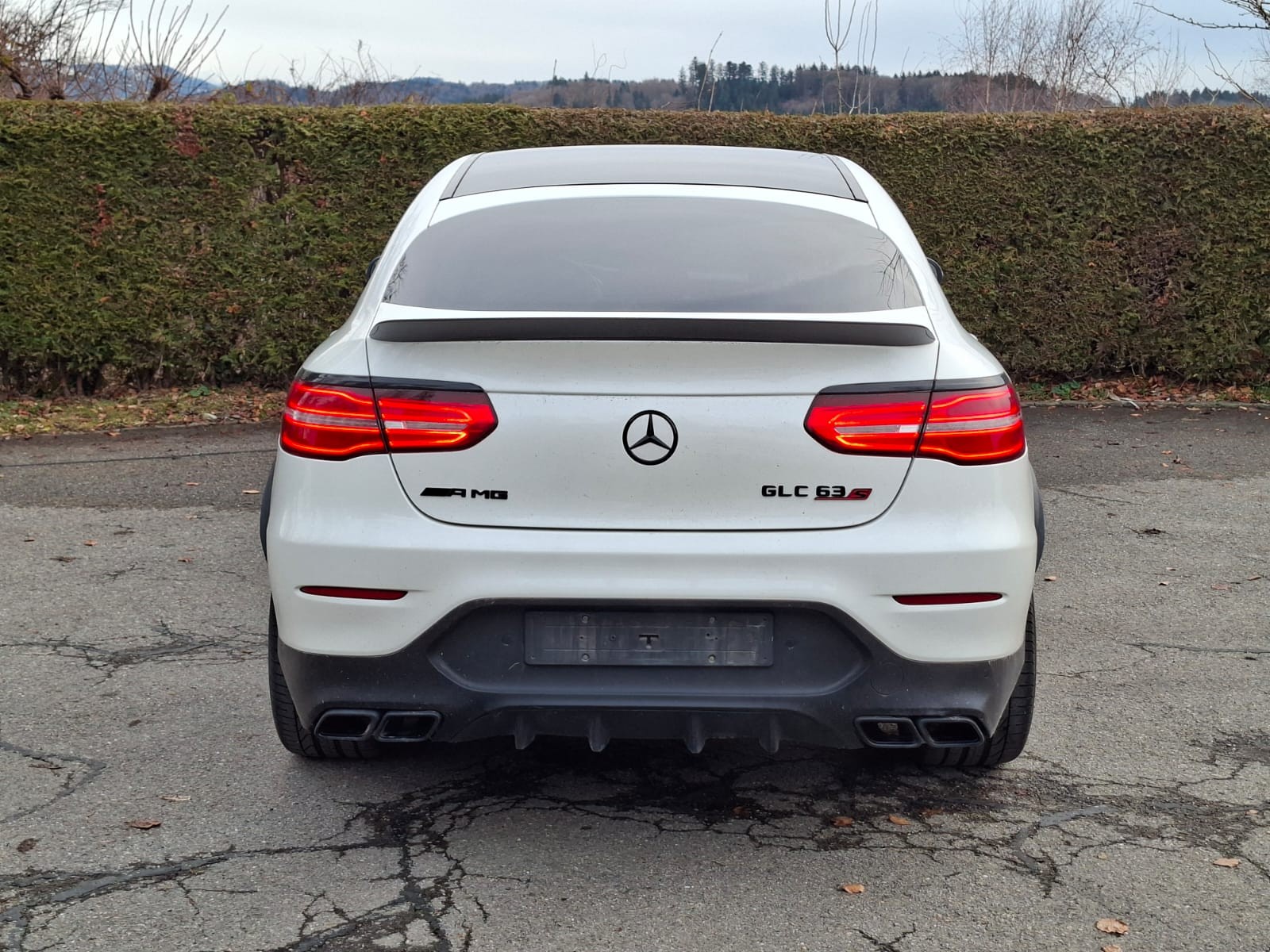 MERCEDES-BENZ GLC Coupé 63 AMG 4Matic+ 9G-Tronic-image-3