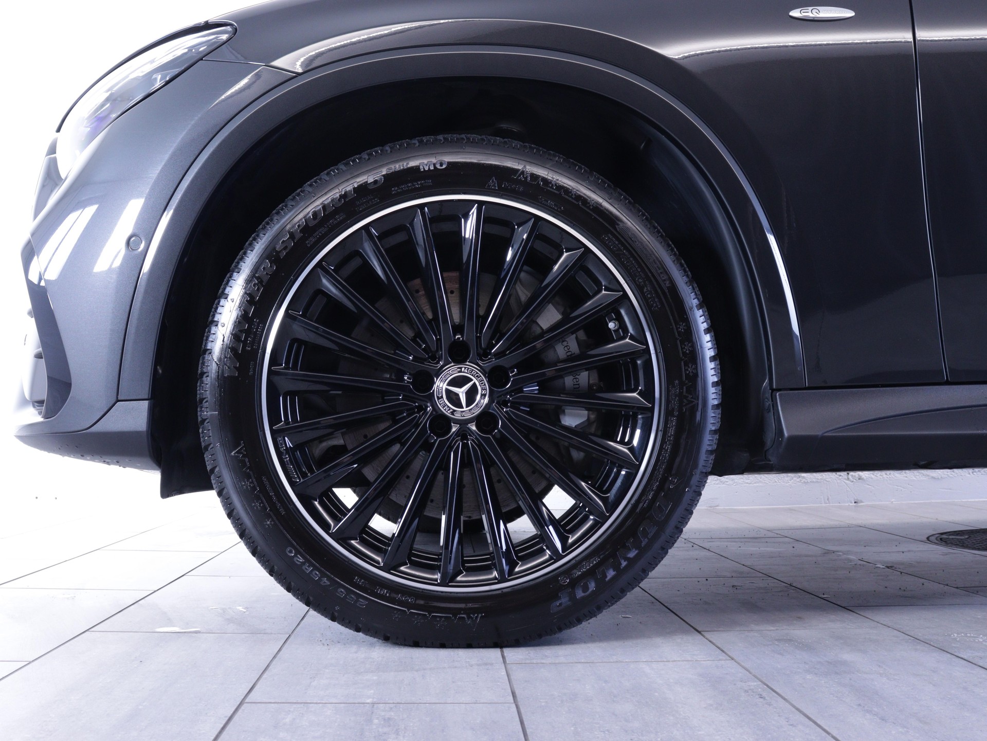 MERCEDES-BENZ GLC 400 e EQ Star AMG Line 4matic-image-16
