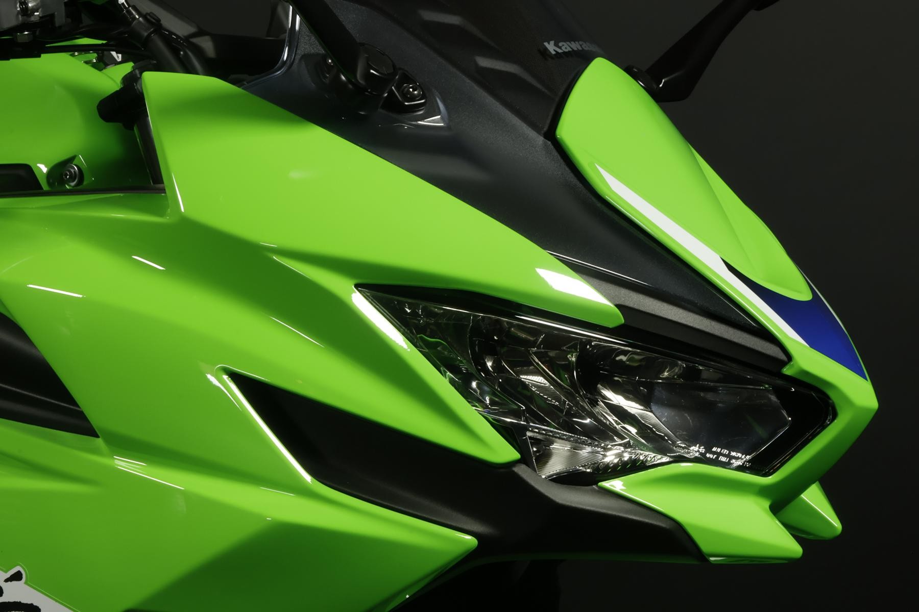 KAWASAKI Ninja 650 (50/35 KW) Level 1-showroom-element-3