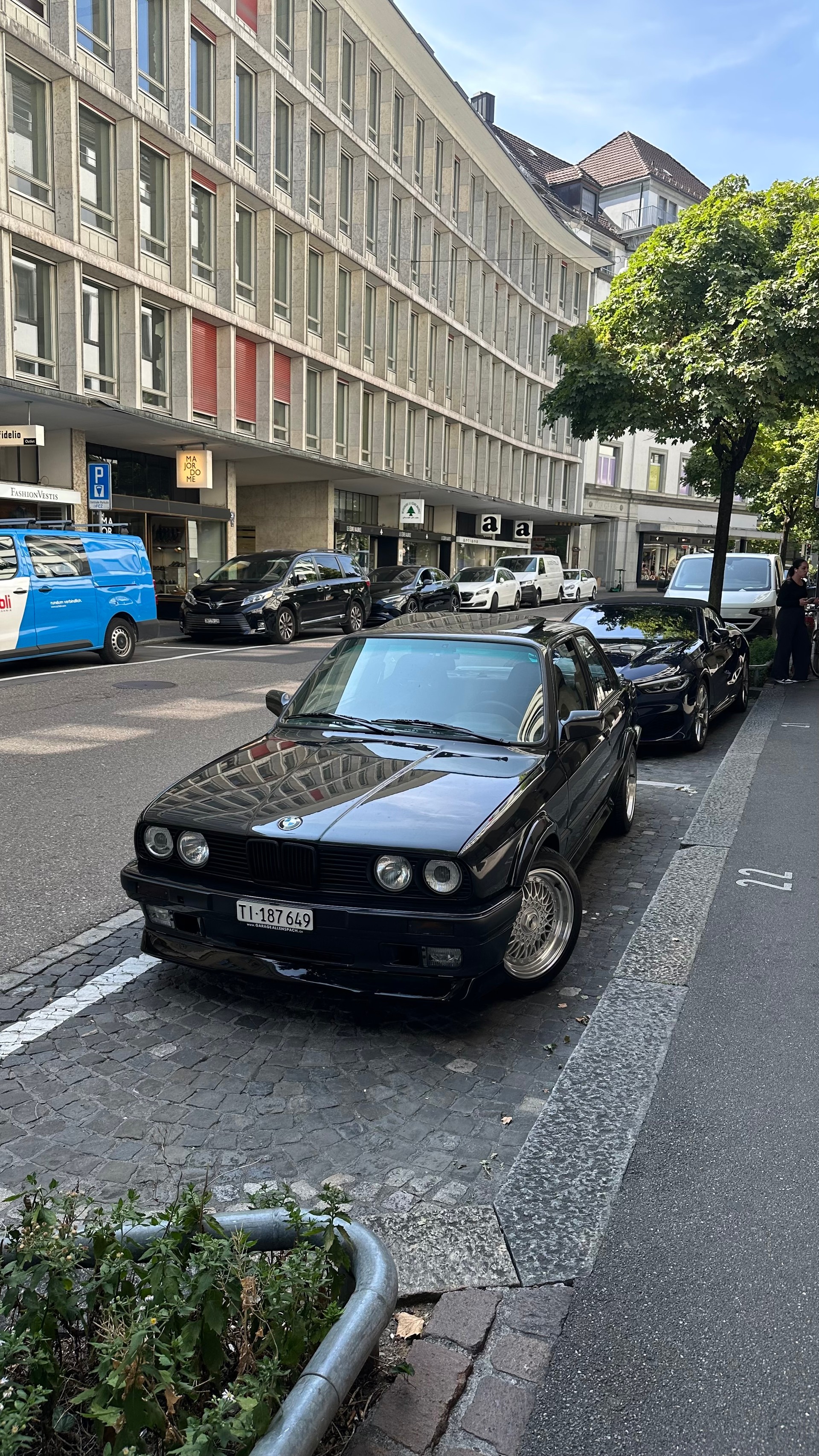 BMW E30 325iX Swiss Spec-image-3