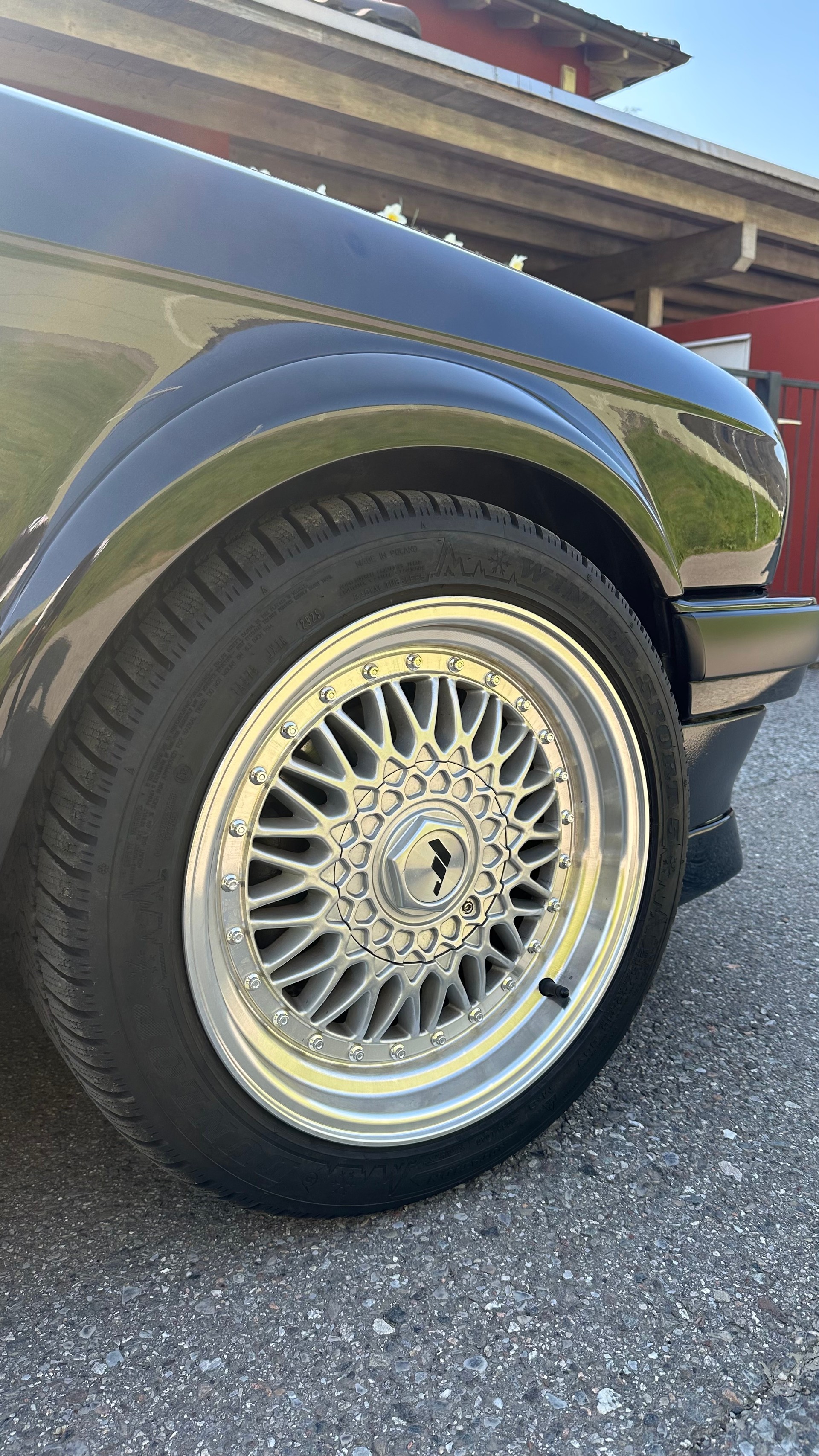 BMW E30 325iX Swiss Spec-image-8