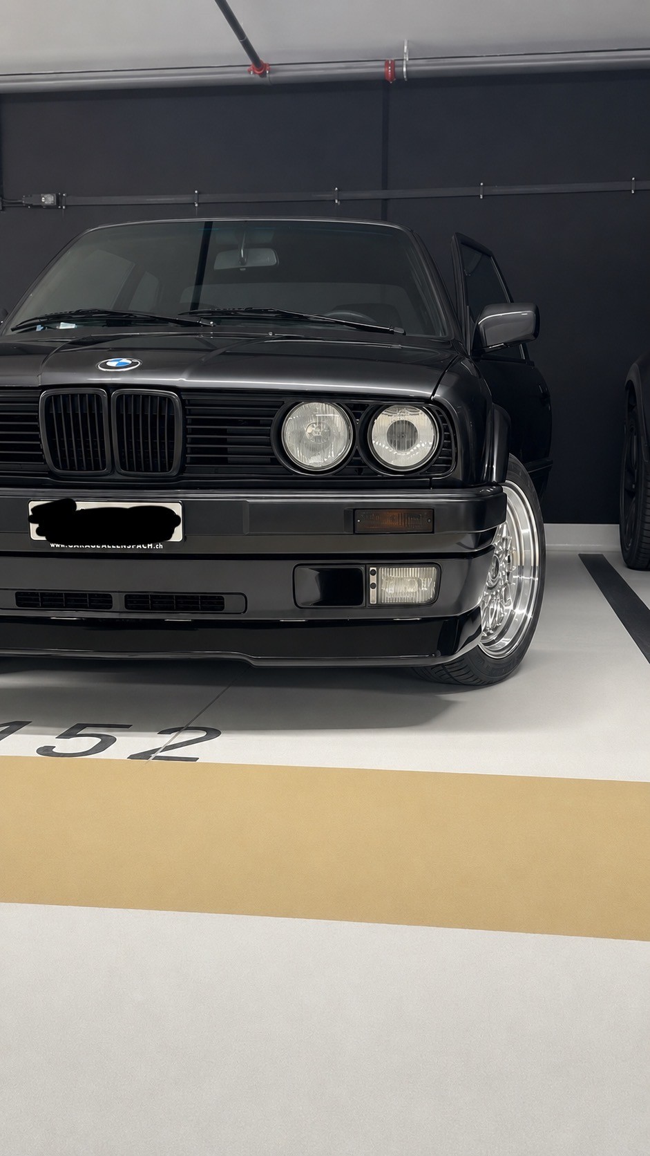 BMW E30 325iX Swiss Spec-image-11
