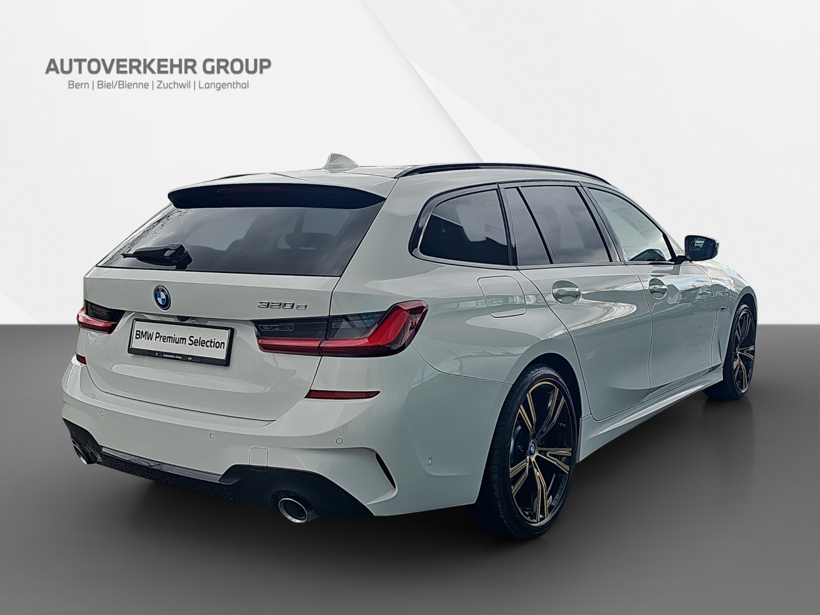 BMW 320e Tour. M Sport Steptr-image-5