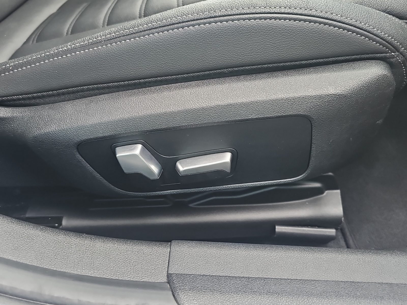 BMW 320e Tour. M Sport Steptr-image-20