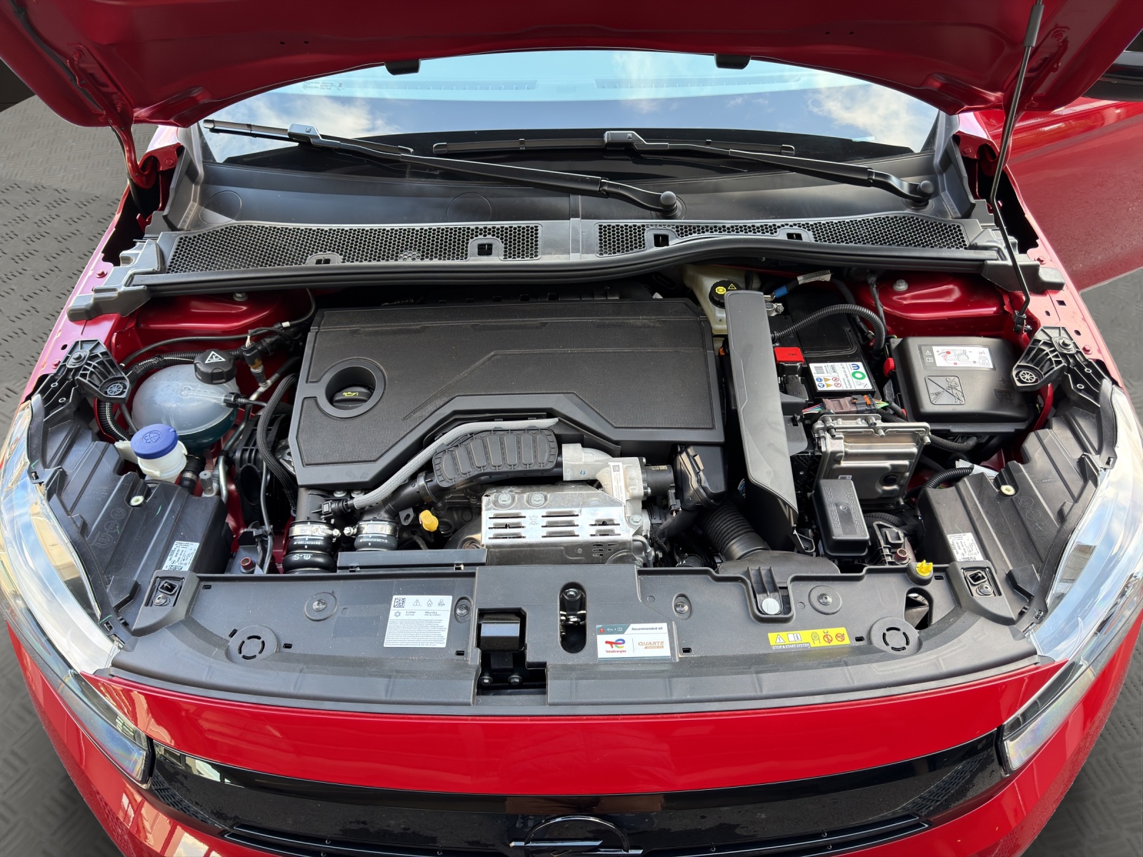 OPEL Corsa 1.2 MHEV GS-LINE-image-19