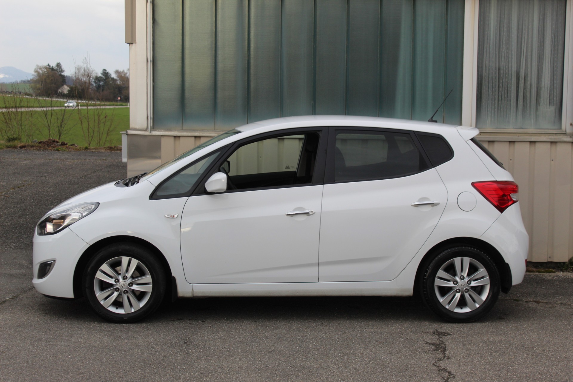 HYUNDAI iX20 1.4 Comfort-image-4