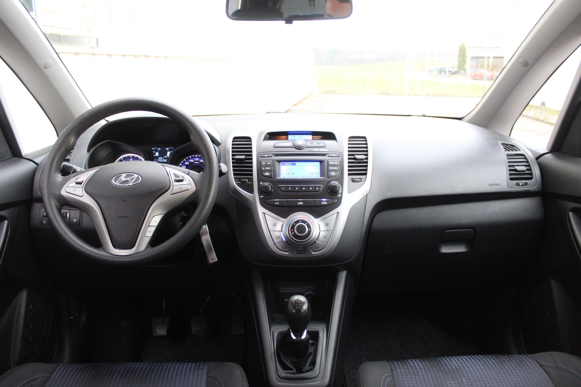 HYUNDAI iX20 1.4 Comfort-image-13