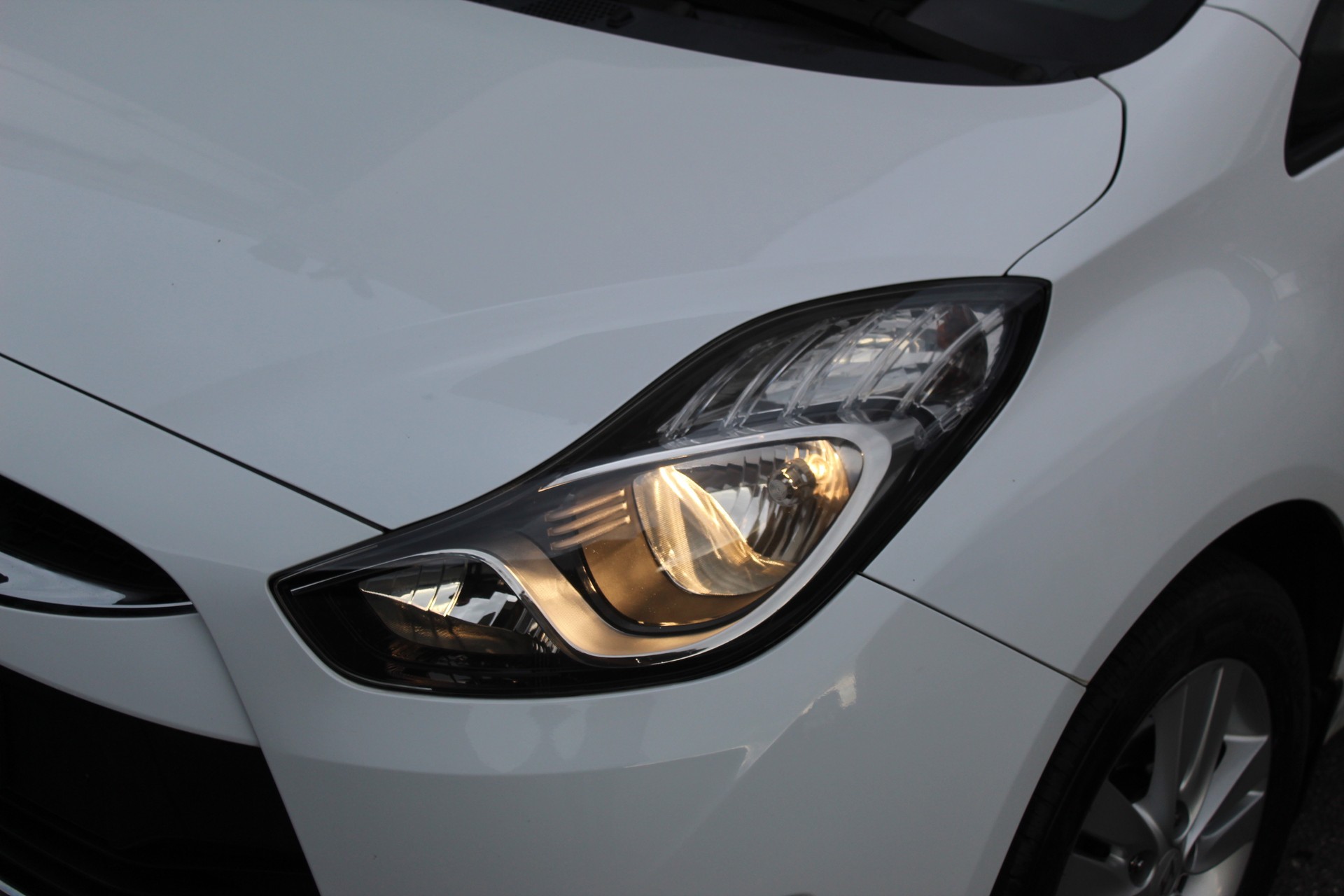 HYUNDAI iX20 1.4 Comfort-image-2