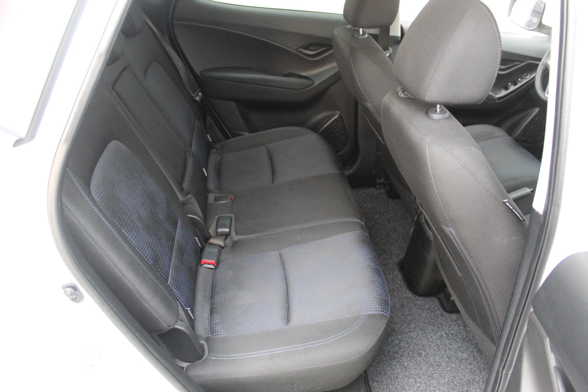 HYUNDAI iX20 1.4 Comfort-image-11