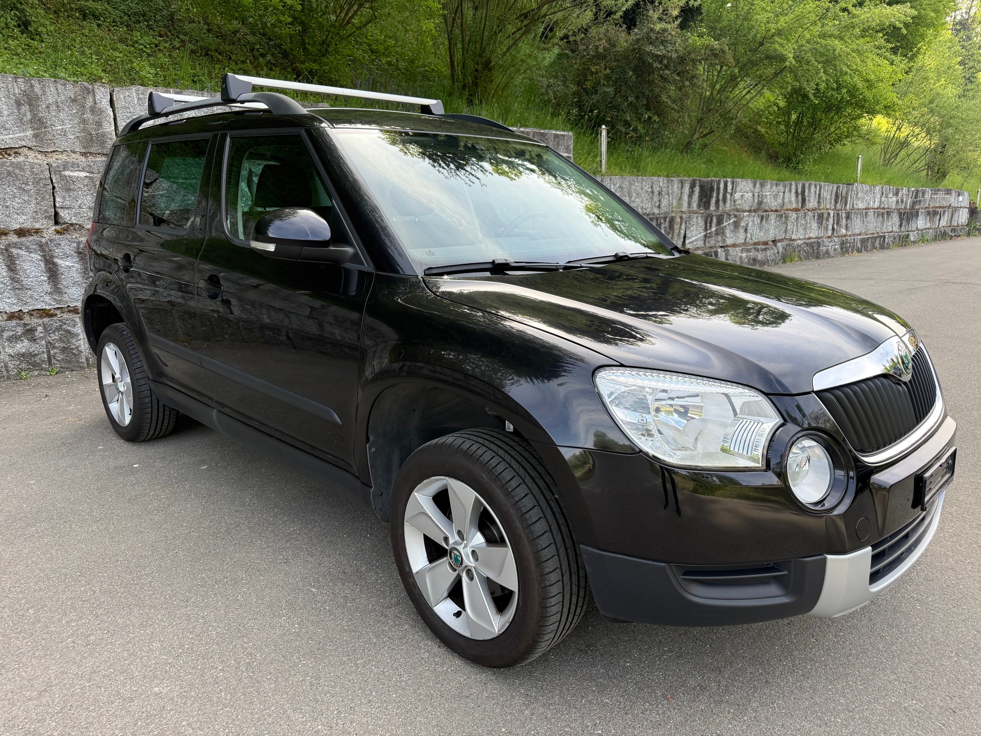 SKODA Yeti 1.2 TSI Active DSG-image-1