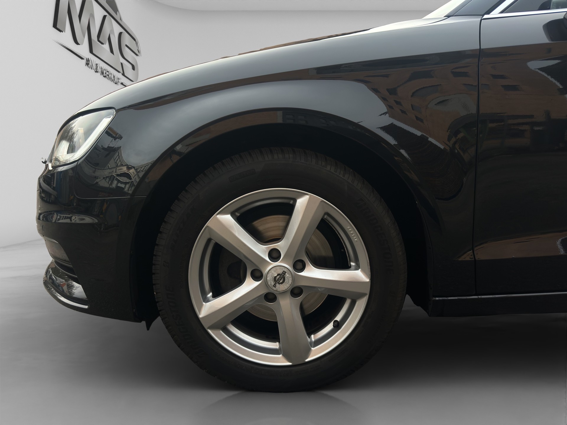 AUDI A3 Limousine 1.4 TFSI Attraction S-tronic-image-13