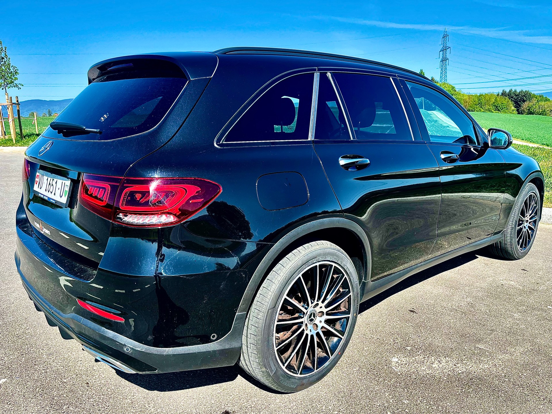 MERCEDES-BENZ GLC 200 AMG Line 4Matic 9G-Tronic-image-17
