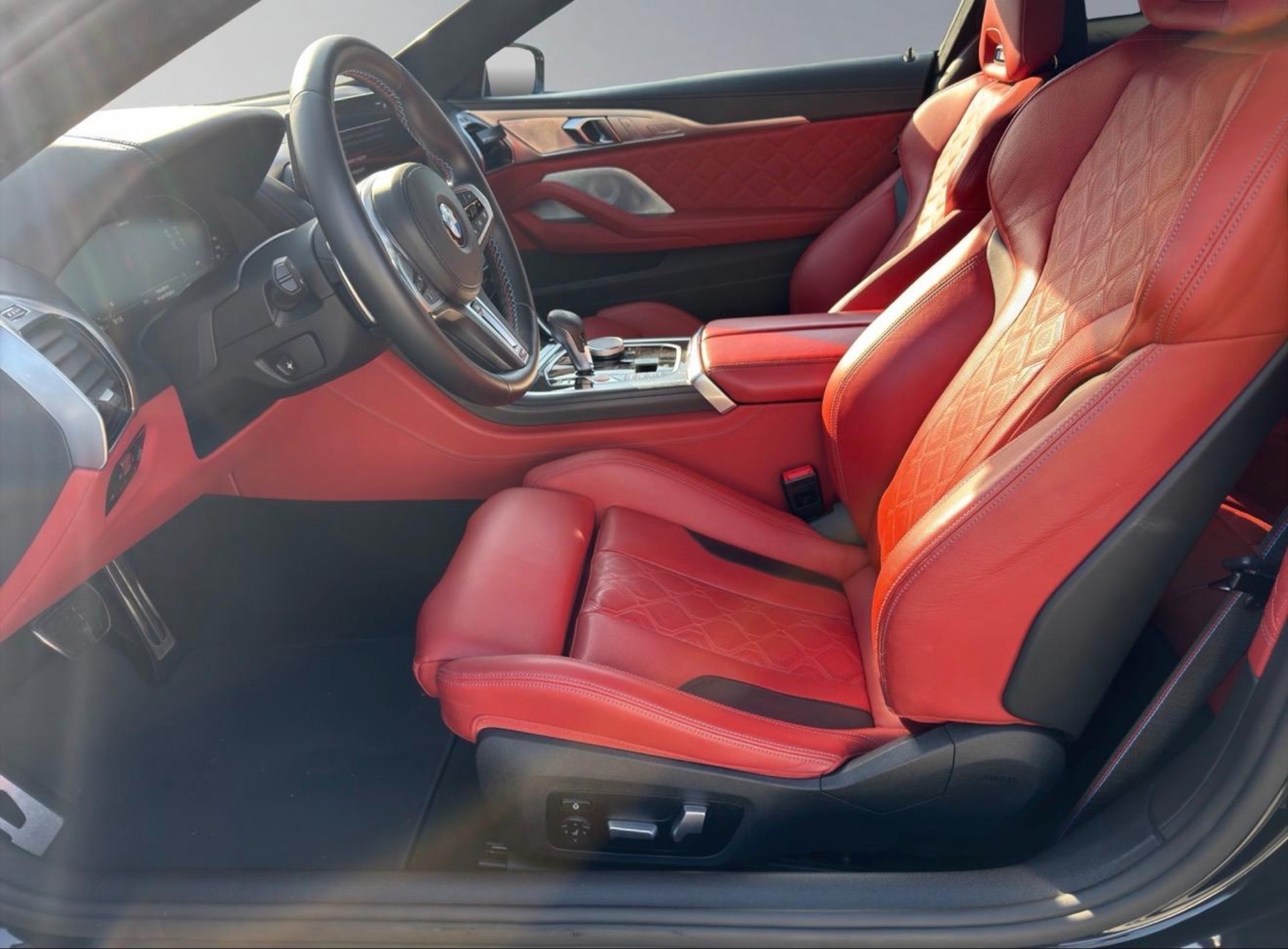 BMW M8 xDrive M Competition Steptronic-image-6
