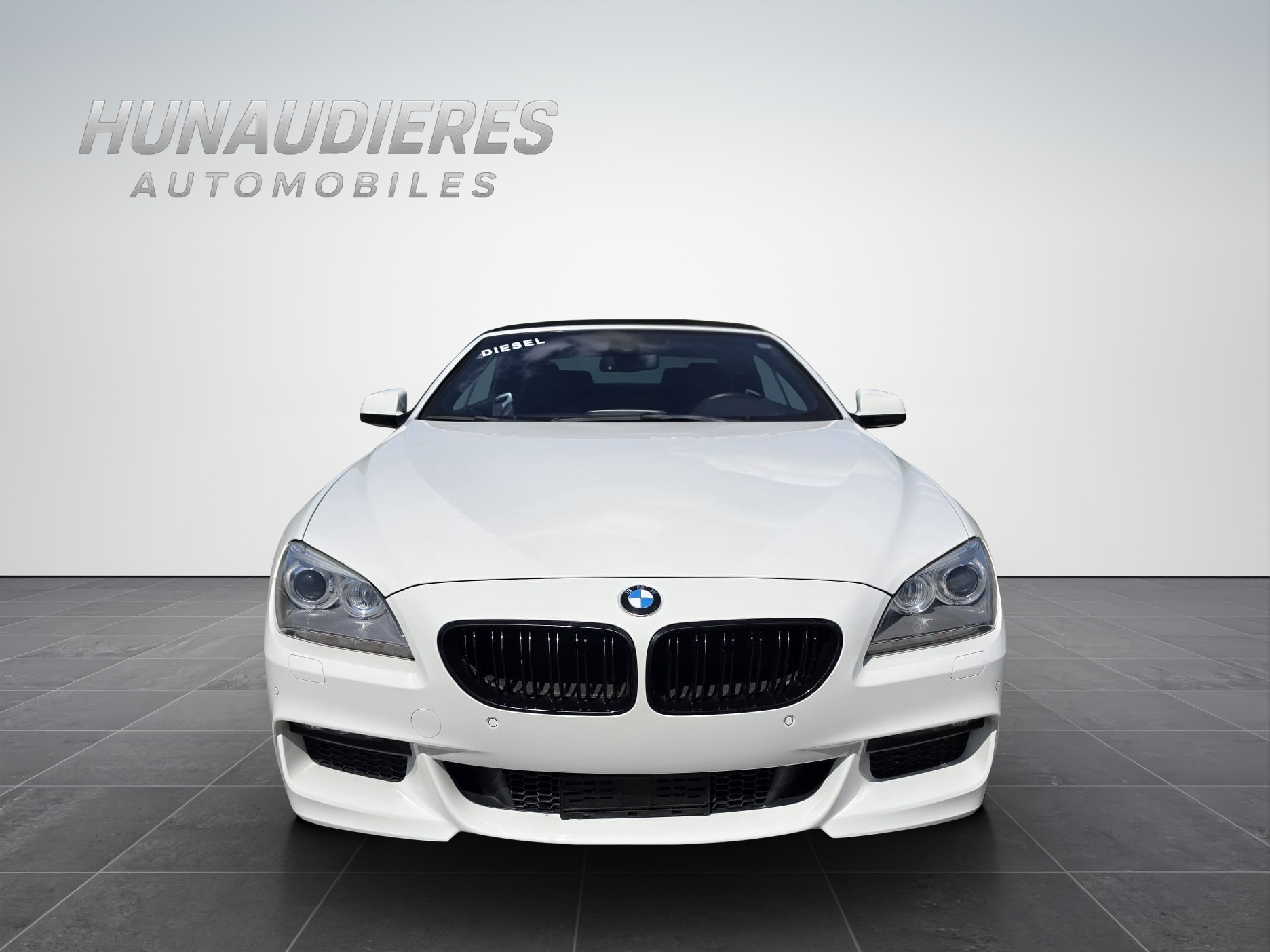 BMW 640d Cabrio-image-14