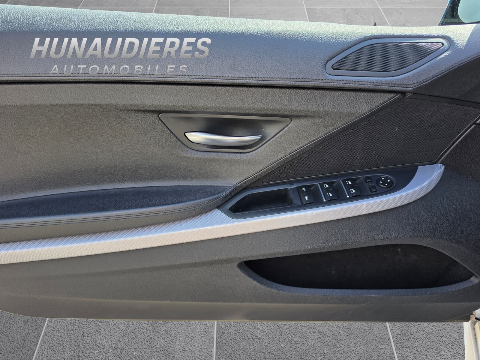 BMW 640d Cabrio-image-5