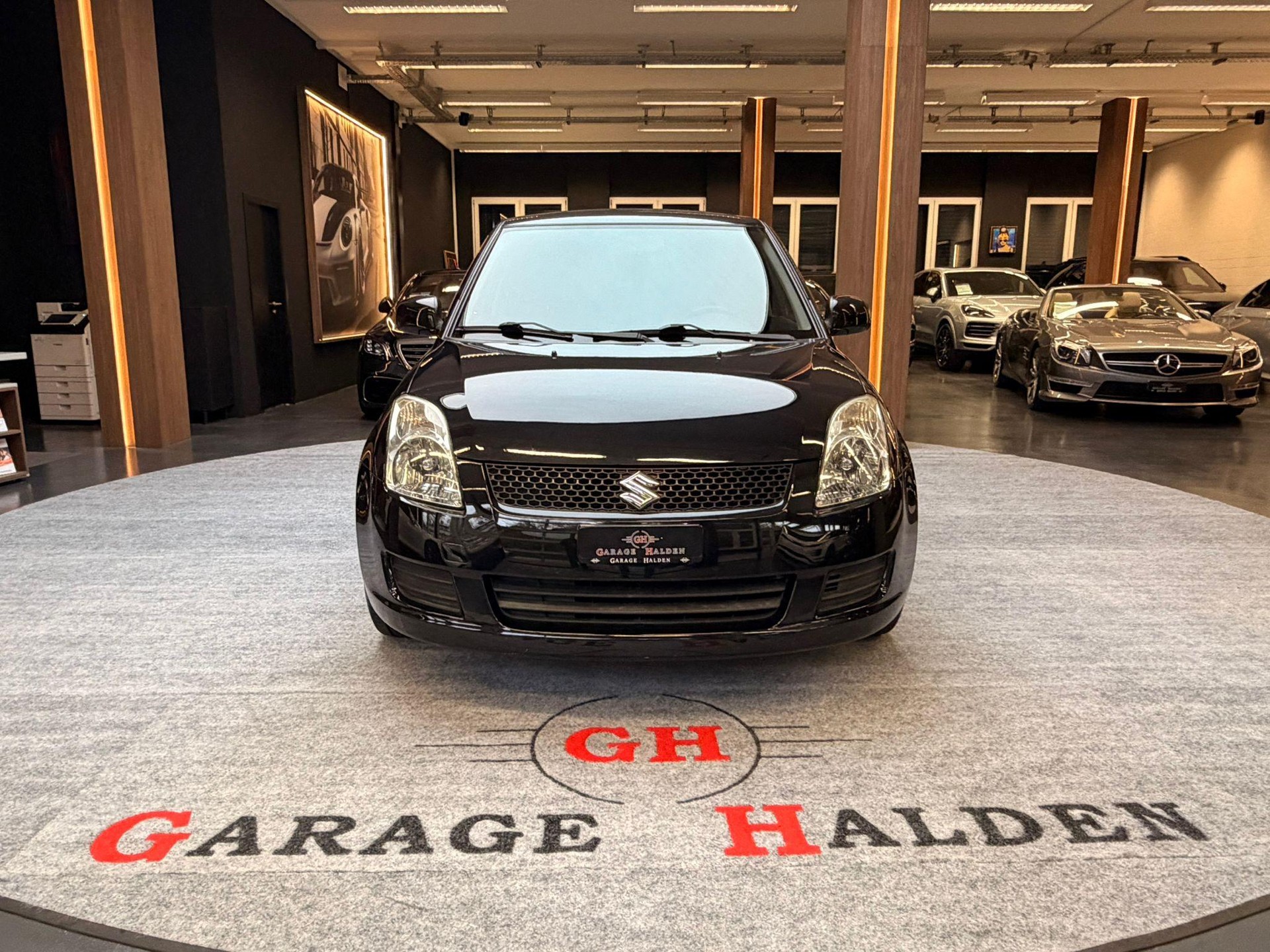 SUZUKI Swift 1.3 GL-image-1