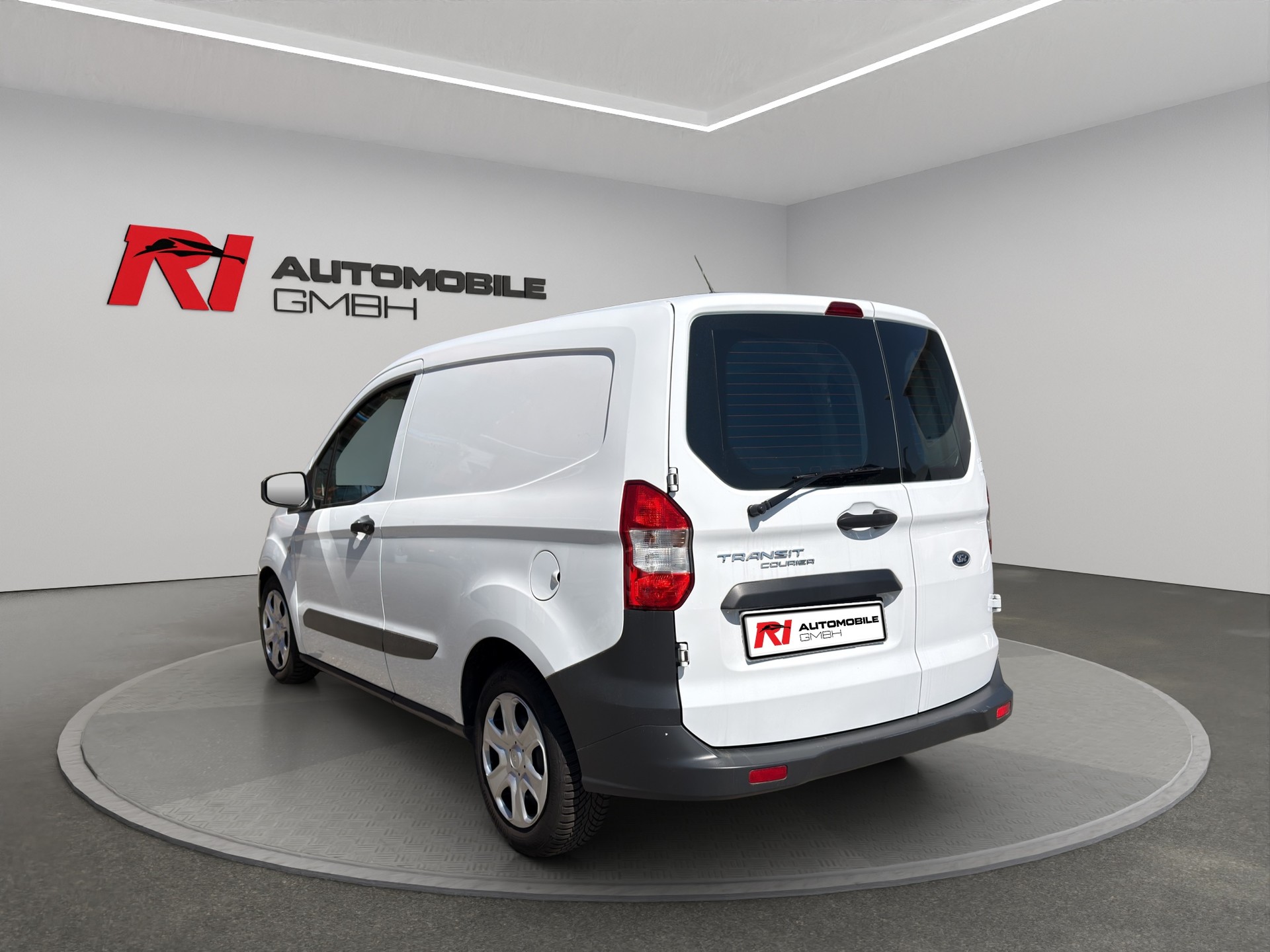 FORD Transit Courier Van 1.5 TDCi Trend-image-6