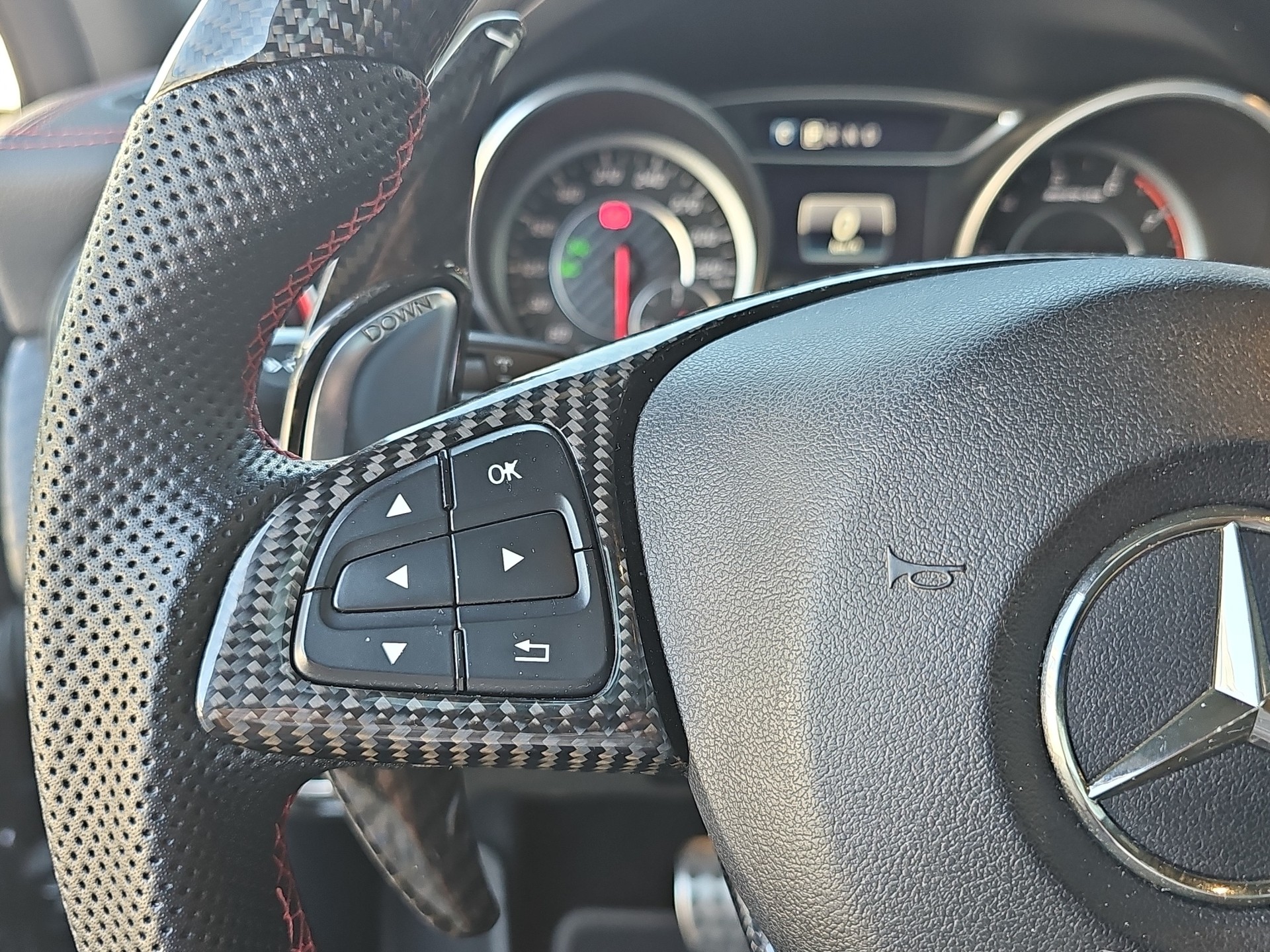 MERCEDES-BENZ A 45 AMG 4Matic Speedshift 7G-DCT-image-15