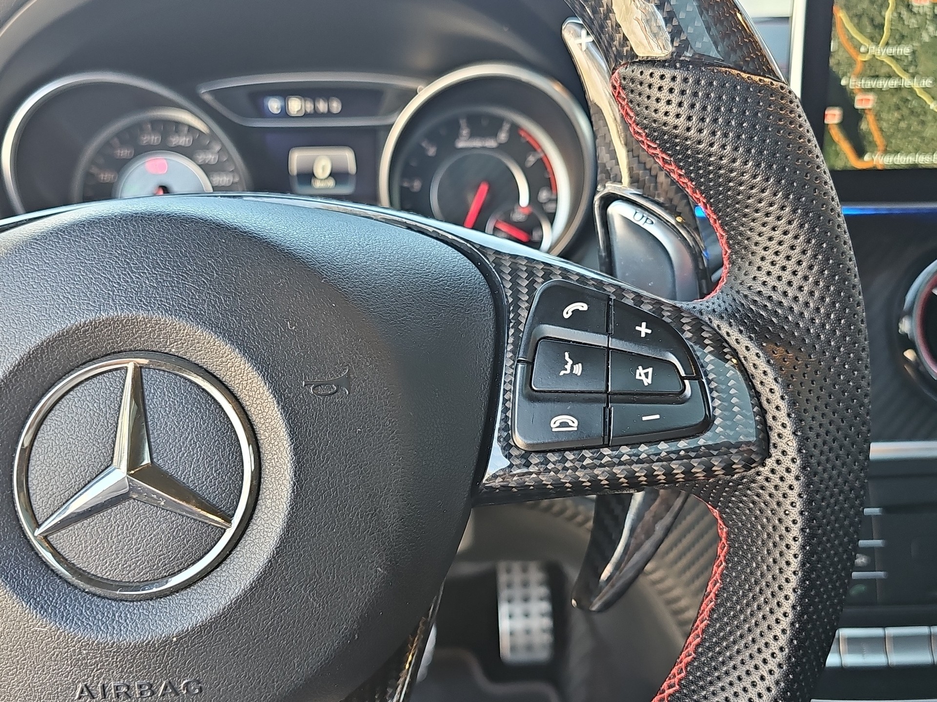 MERCEDES-BENZ A 45 AMG 4Matic Speedshift 7G-DCT-image-16