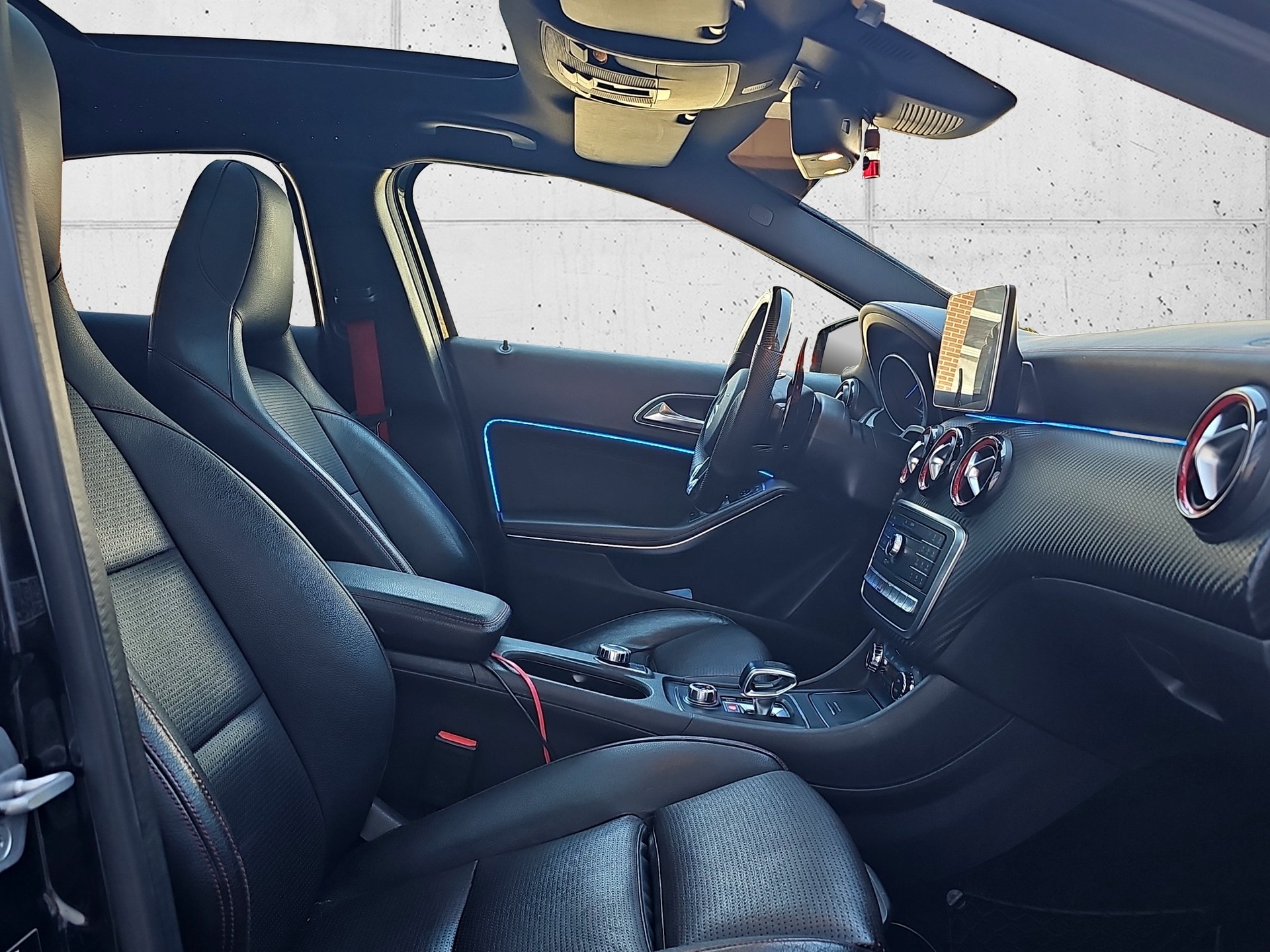 MERCEDES-BENZ A 45 AMG 4Matic Speedshift 7G-DCT-image-21
