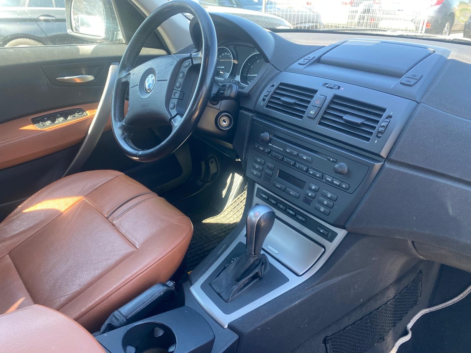 BMW X3 3.0d-image-11