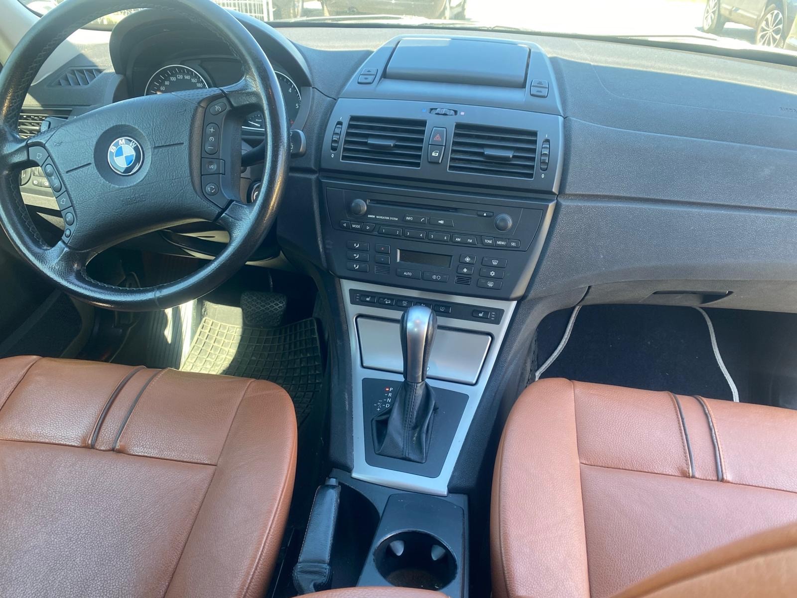 BMW X3 3.0d-image-10