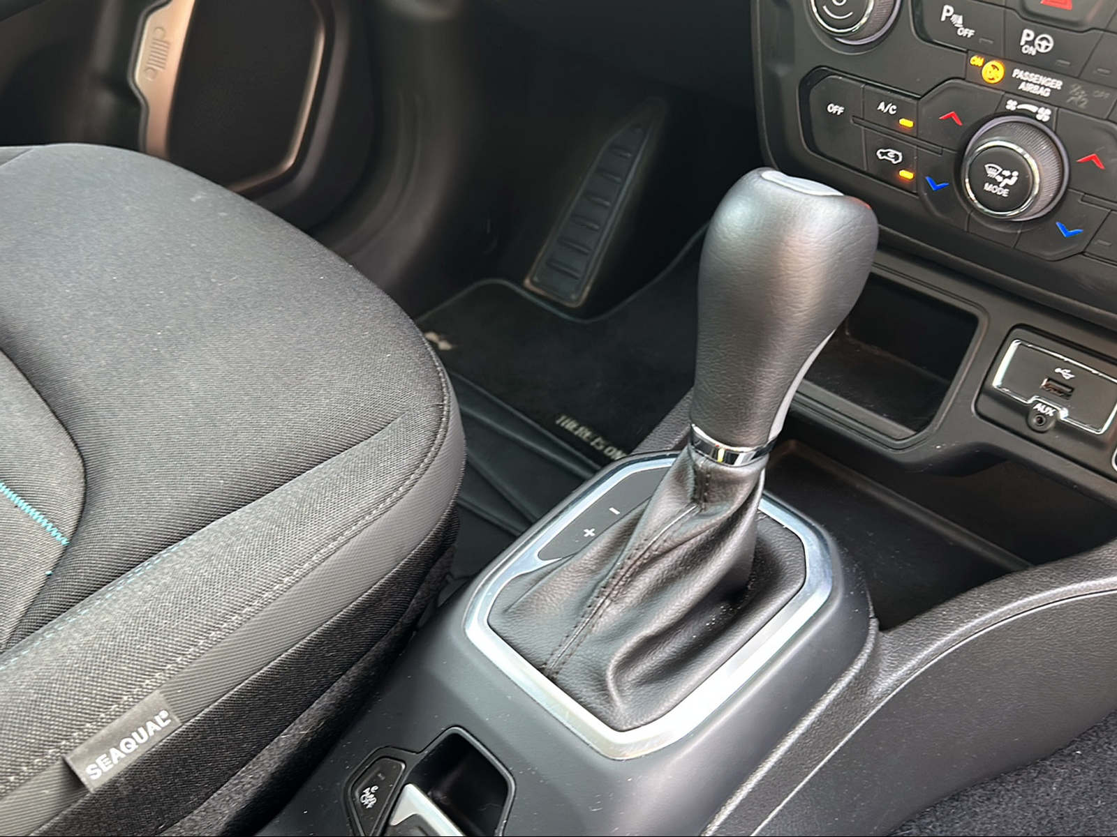 JEEP Renegade 1.5 MHEV Upland Plus-image-14