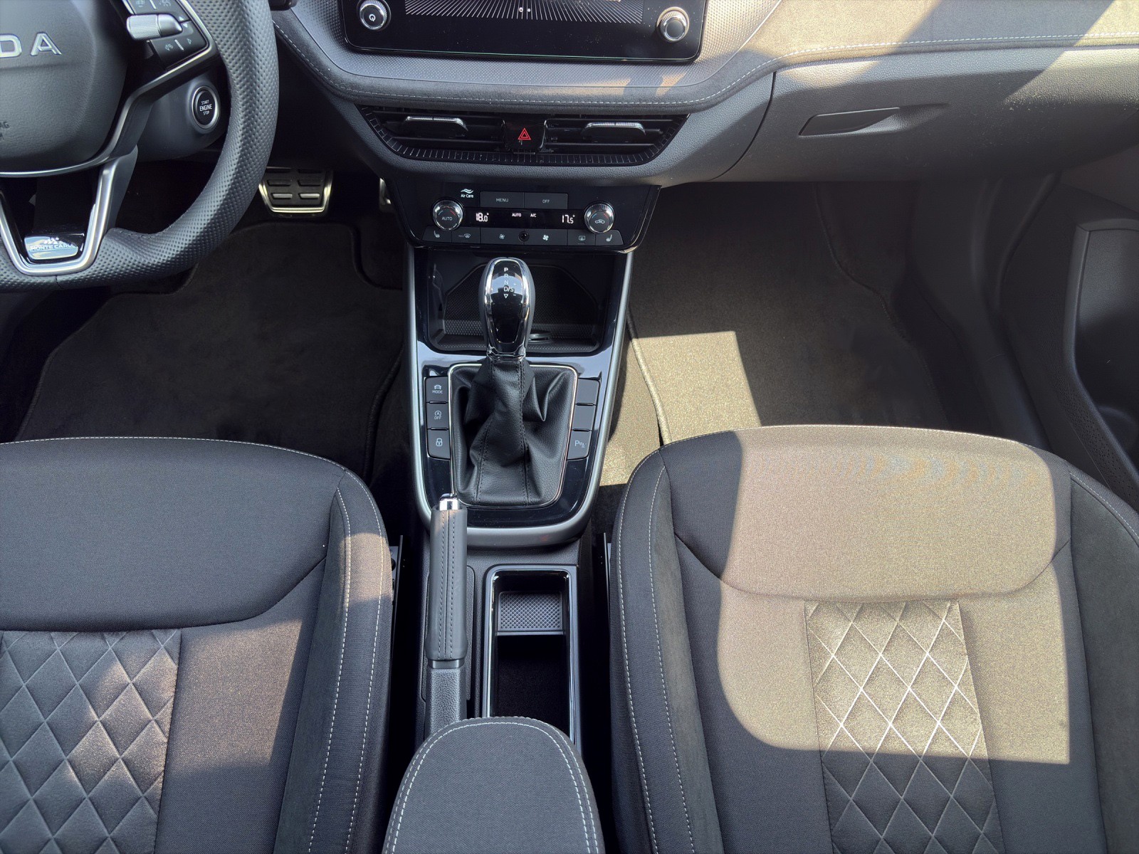 SKODA Fabia 1.5 TSI Monte Carlo DSG-image-14