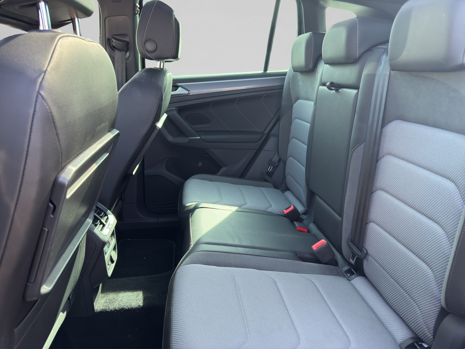 VW Tiguan 2.0TSI Highline 4Motion DSG-image-11