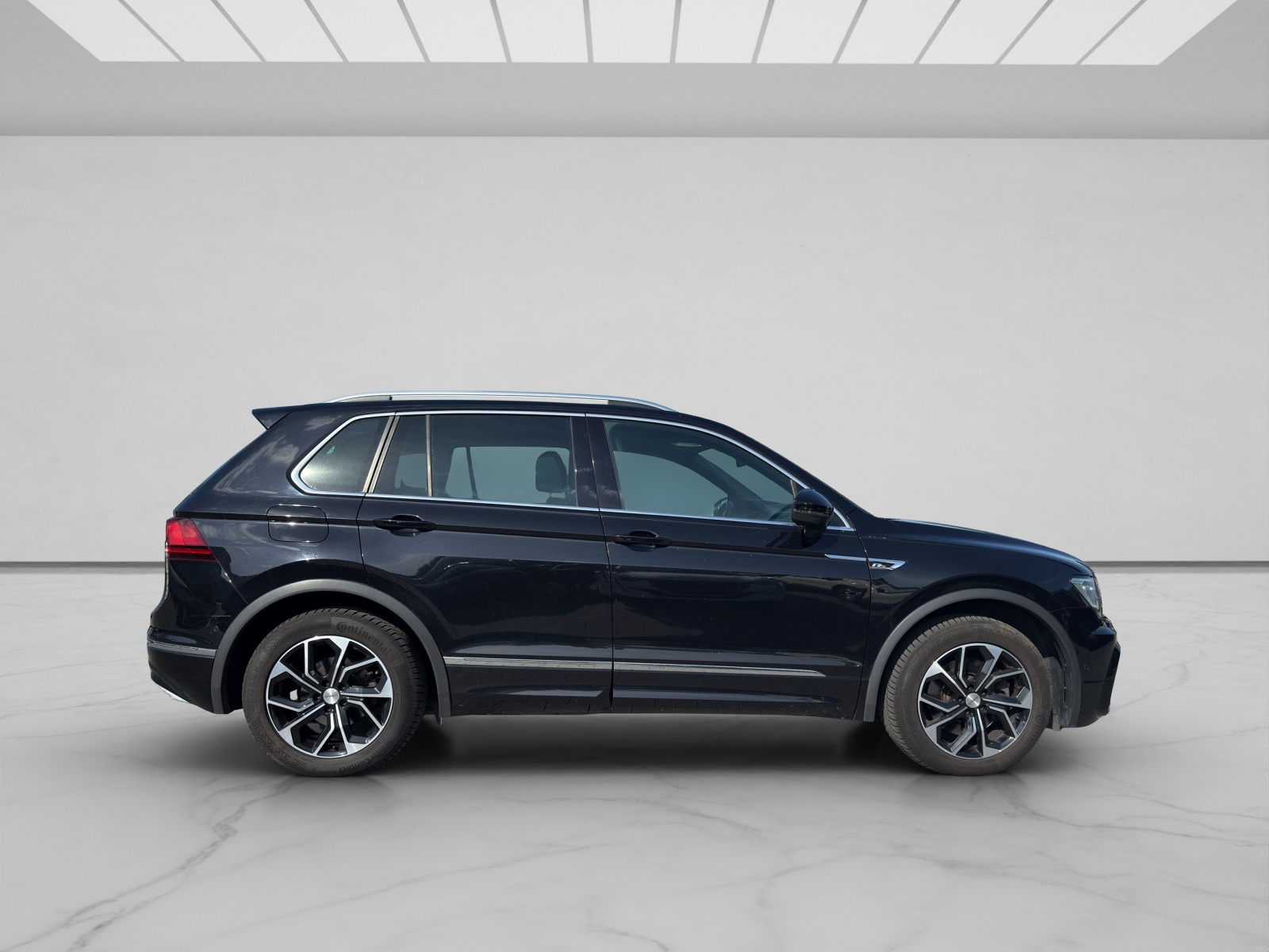 VW Tiguan 2.0TSI Highline 4Motion DSG-image-6