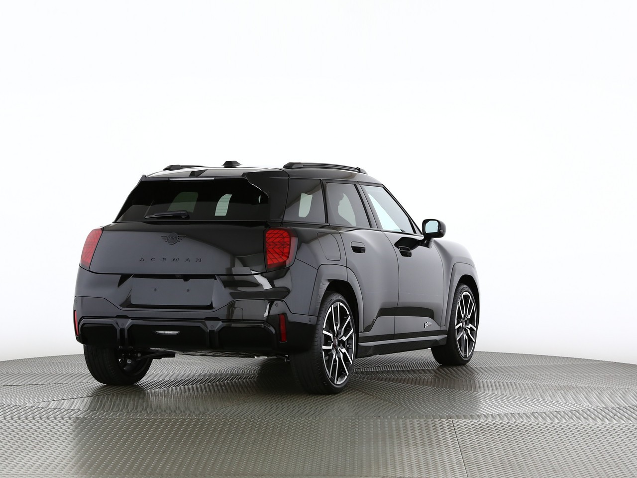 MINI Aceman E-image-1