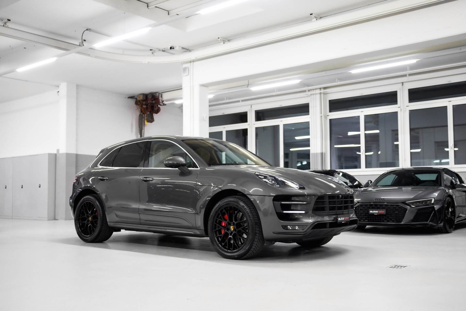 PORSCHE Macan Turbo Performance PDK *approved bis April 2027*