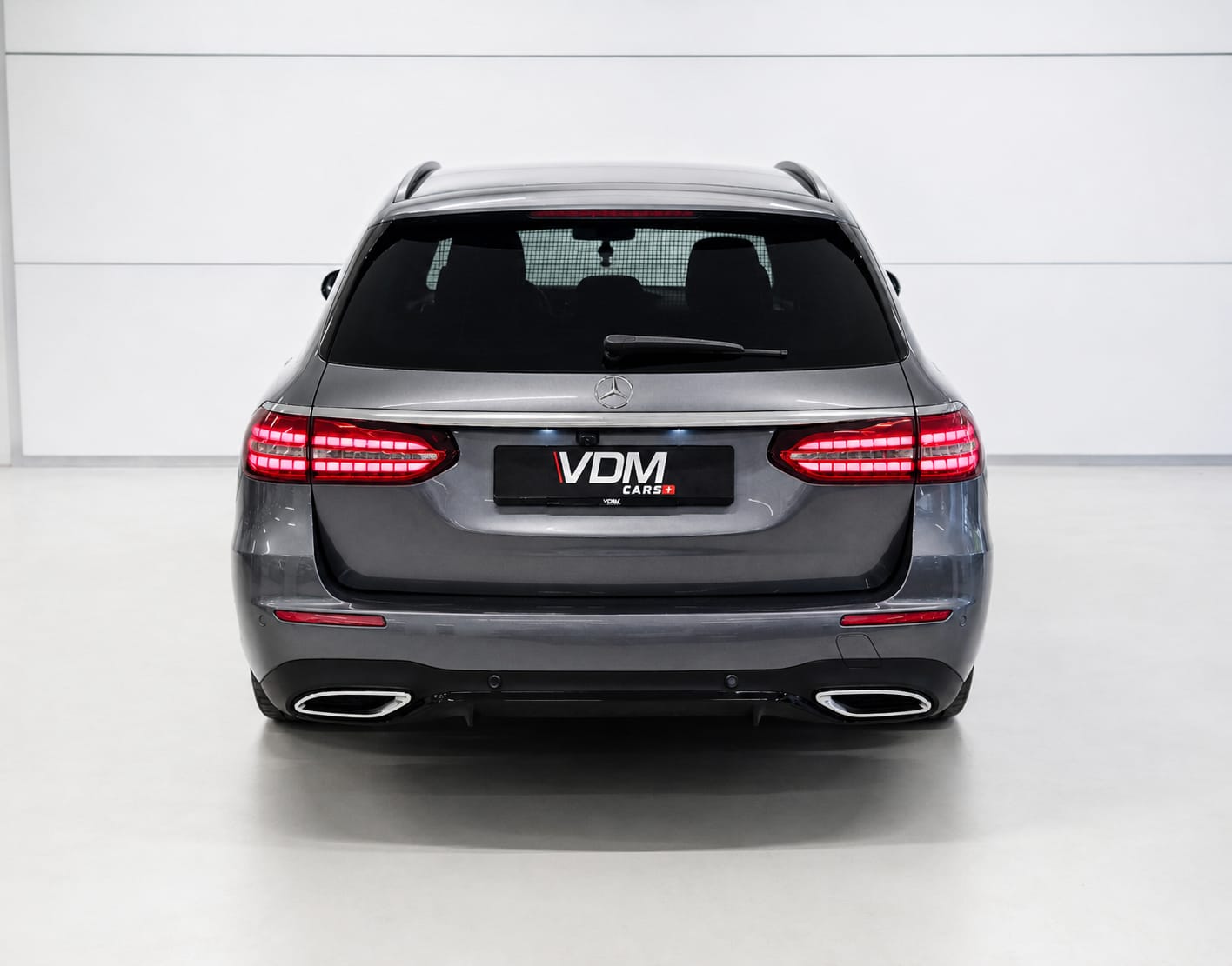 MERCEDES-BENZ E 220 d T AMG Line *Leasing ohne Anzahlung ab 480.--showroom-element-3