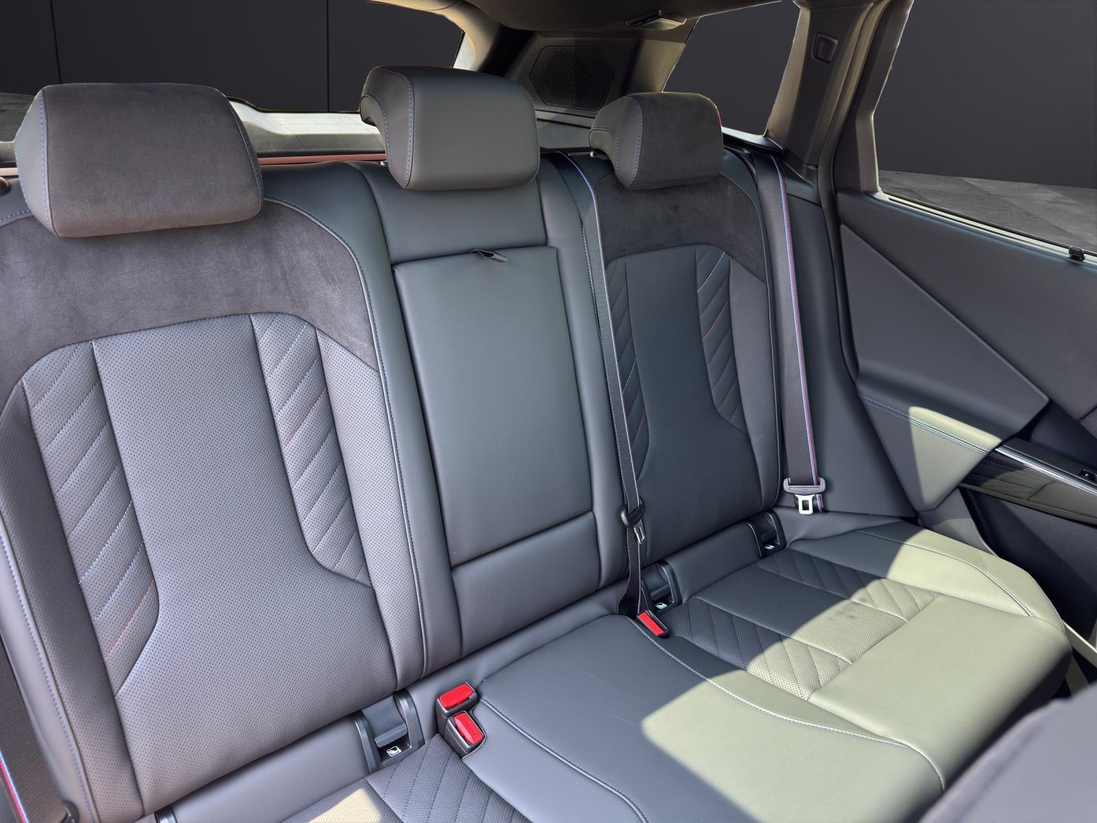 BMW X3 xDrive M50 48V M Sport Pro-image-9