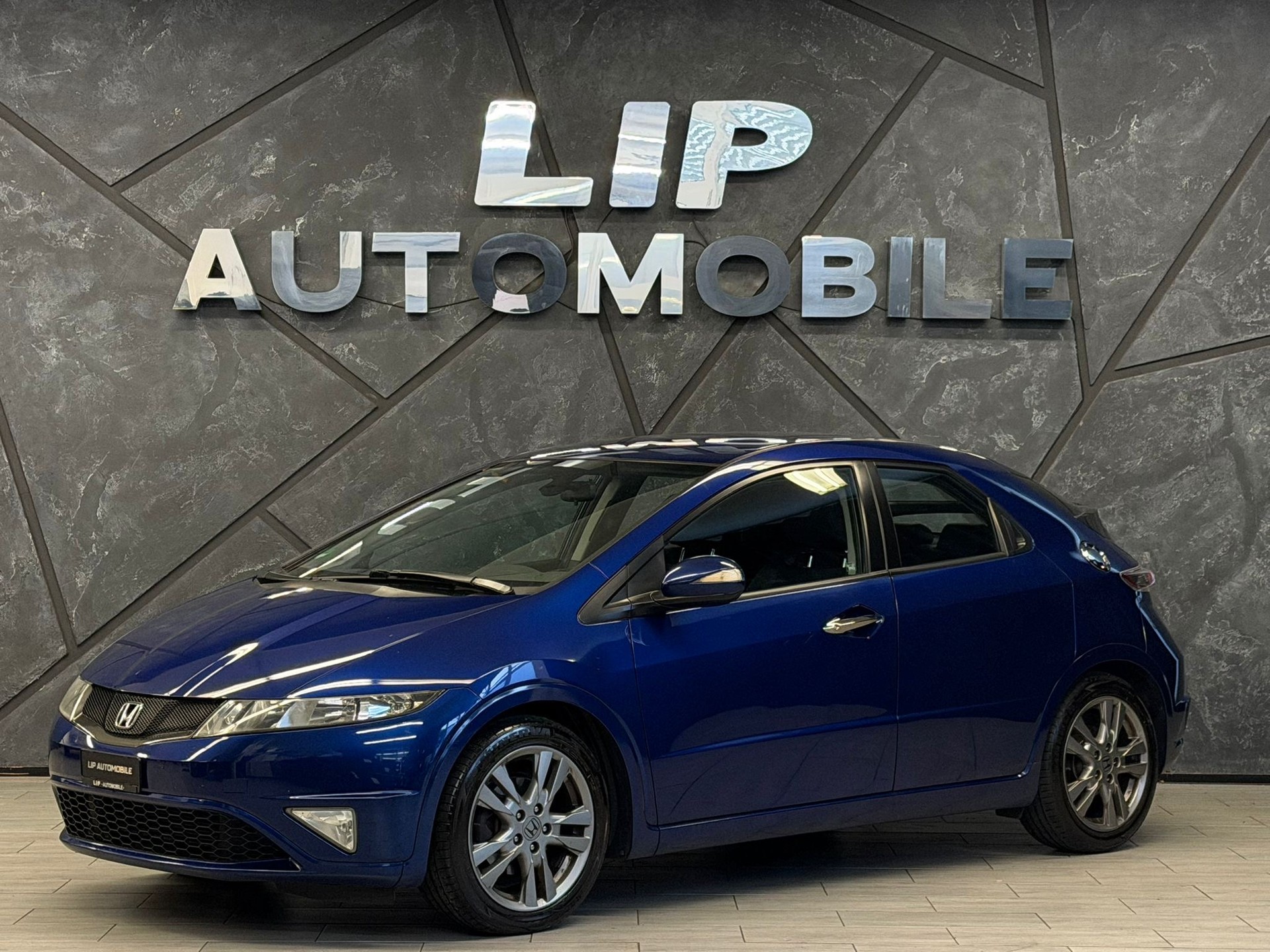 HONDA Civic 1.8i Evolution Automatic-image-0