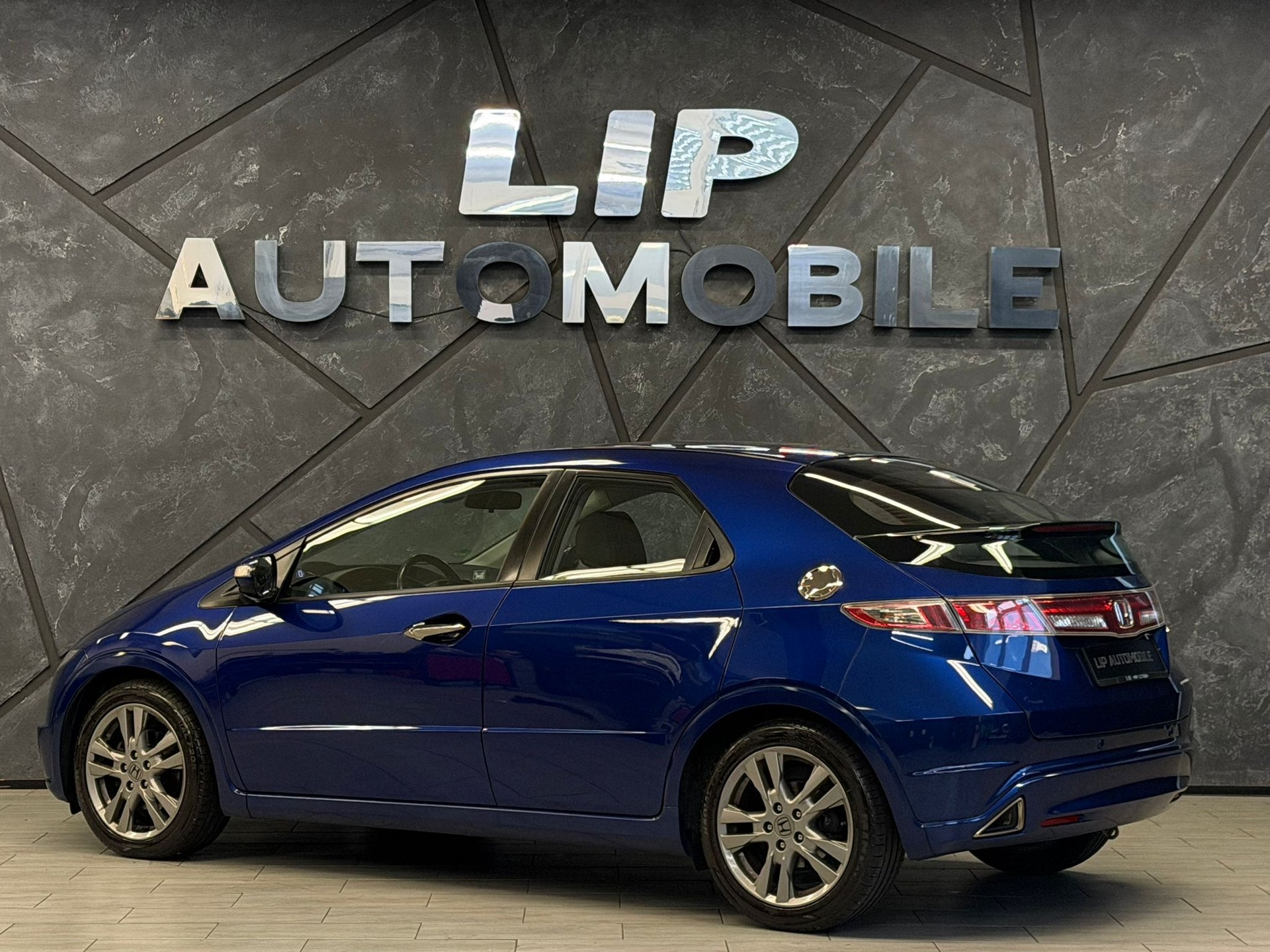 HONDA Civic 1.8i Evolution Automatic-image-7