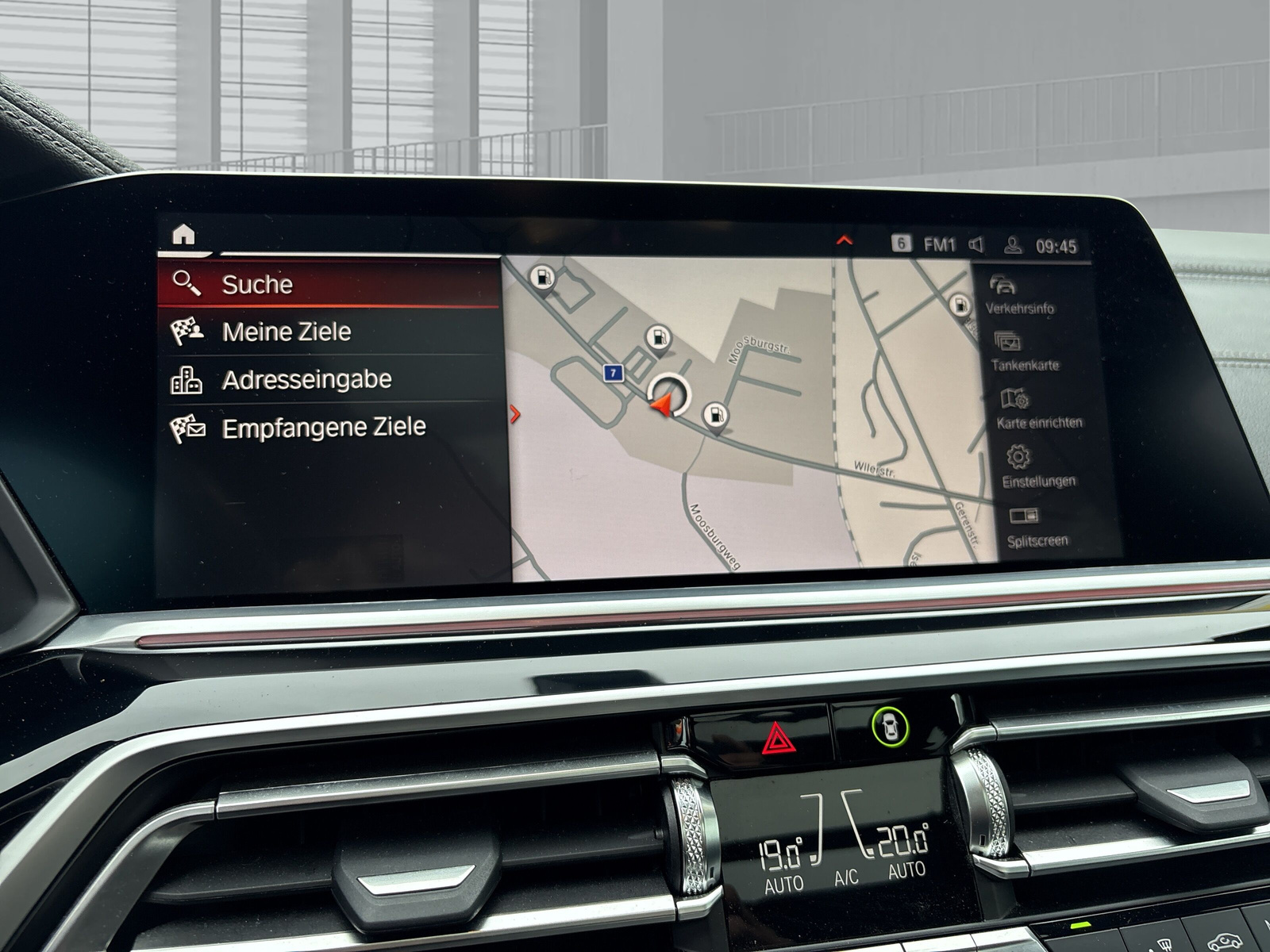 BMW X6 M50i Steptronic M Sport-image-13