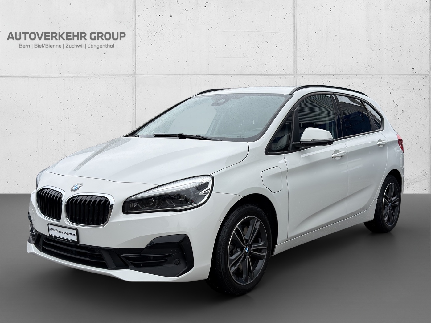 BMW 225xe ActiveTourer Sport-image-0