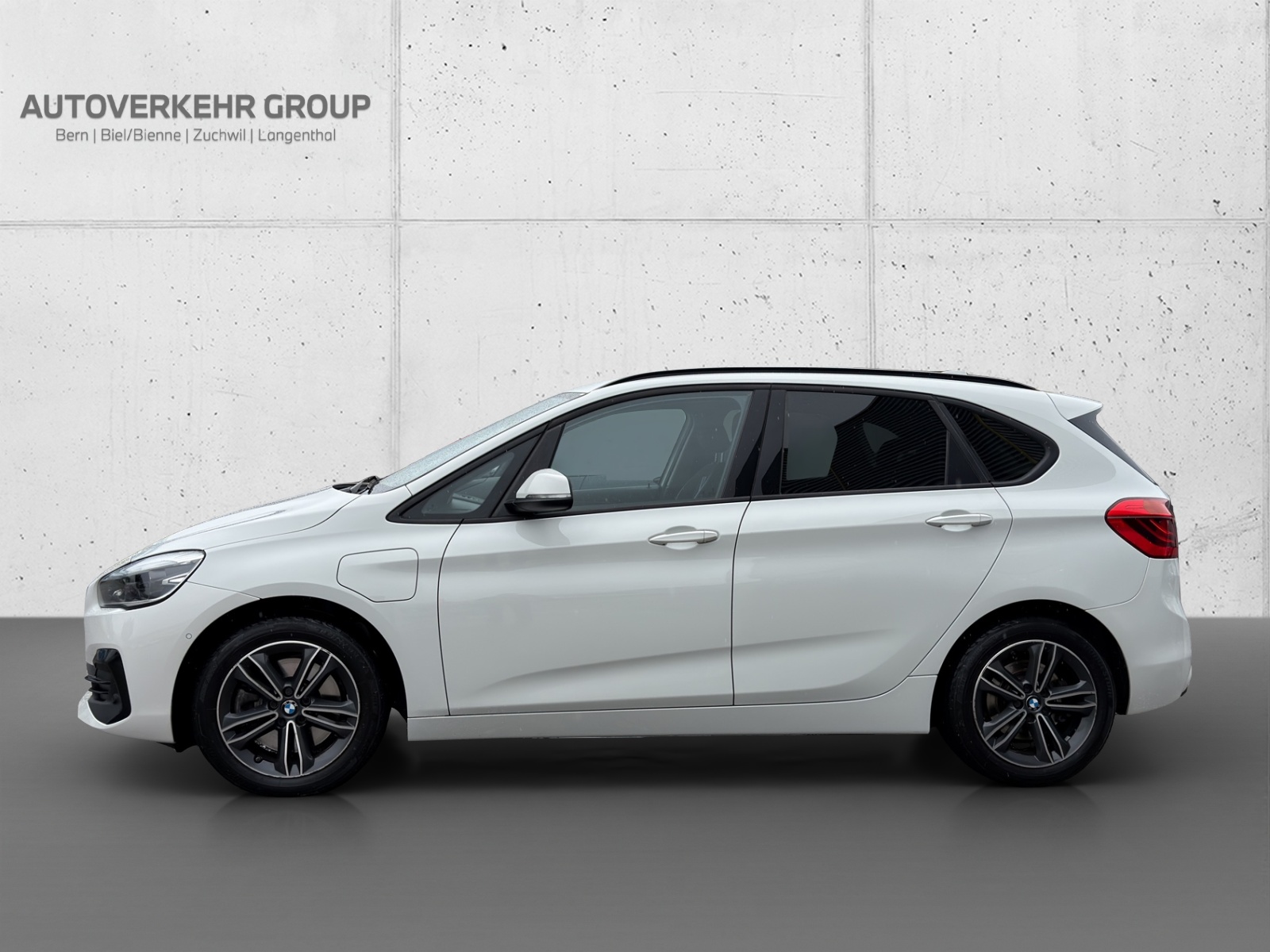 BMW 225xe ActiveTourer Sport-image-2