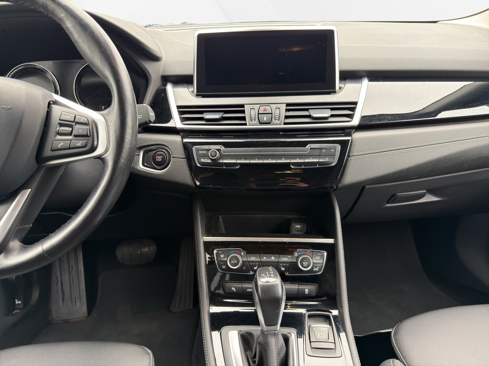 BMW 225xe ActiveTourer Sport-image-17