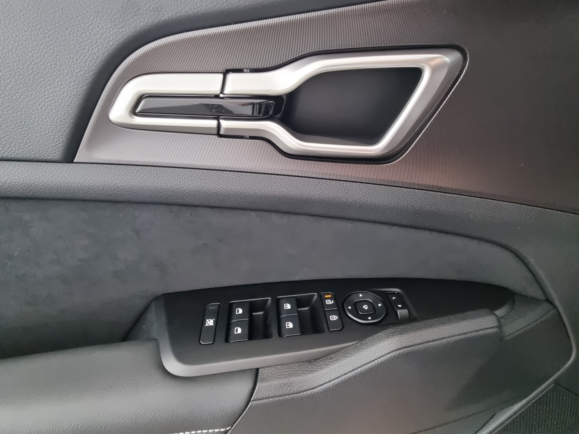 KIA Sportage 1.6 T-GDi PHEV AWD GT-Line-image-11