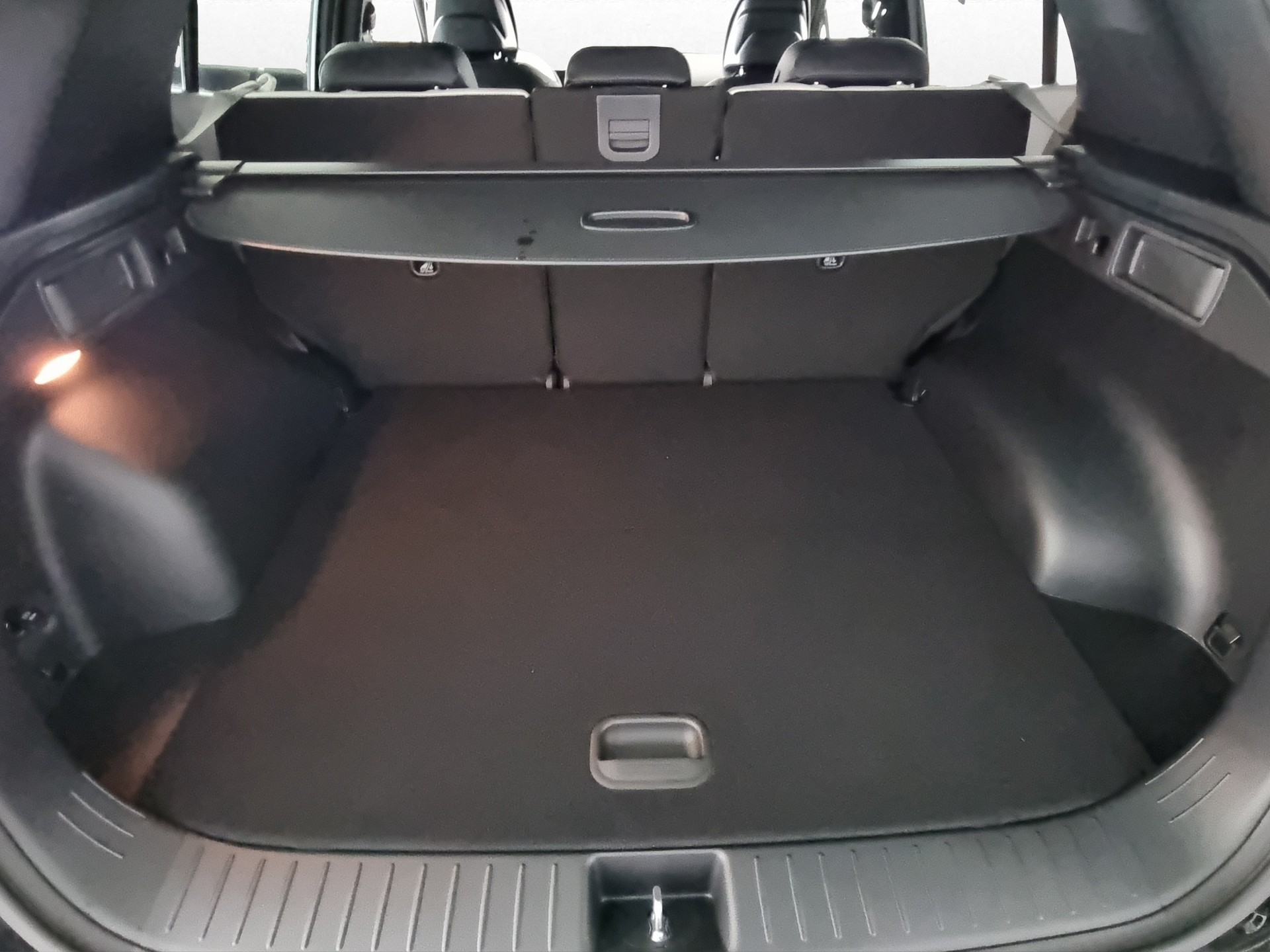 KIA Sportage 1.6 T-GDi PHEV AWD GT-Line-image-15