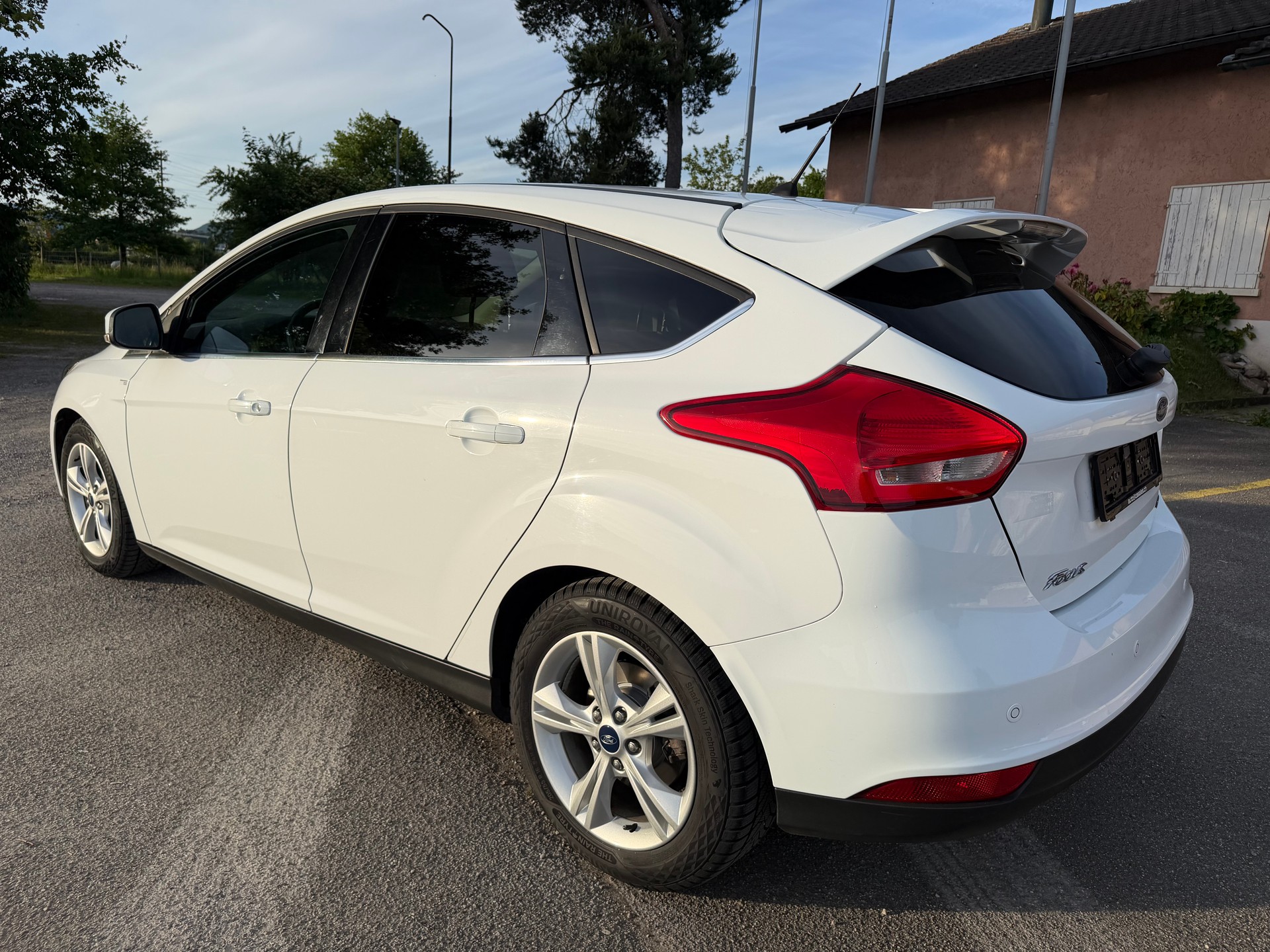 FORD Focus 1.0 SCTi Trend-image-4