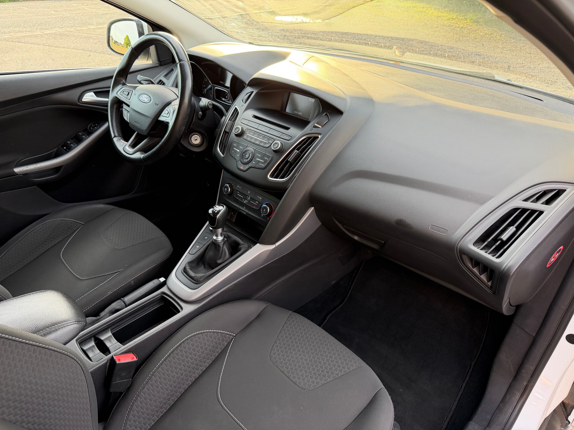FORD Focus 1.0 SCTi Trend-image-13